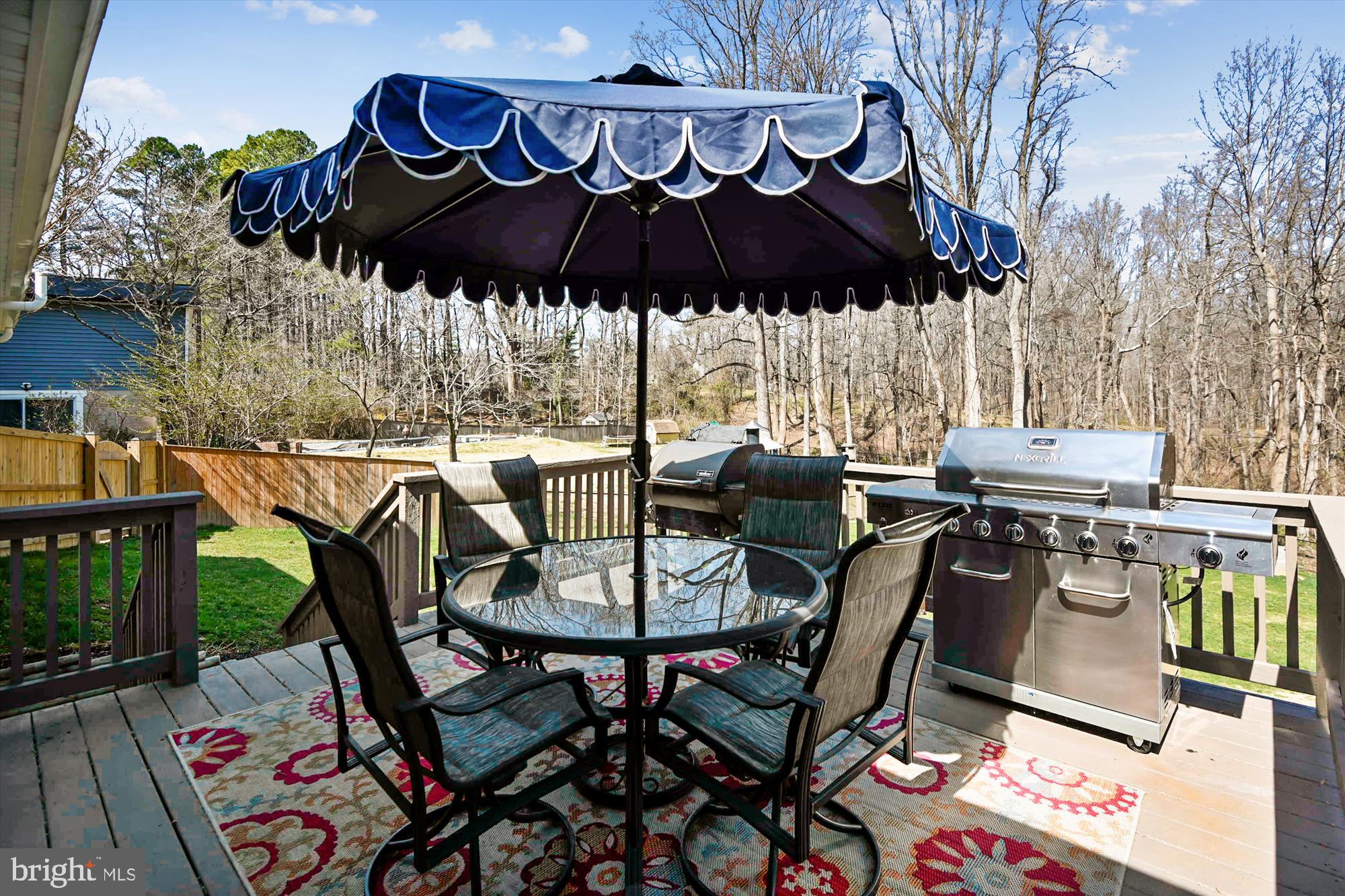 POPLAR WOODS - Residential