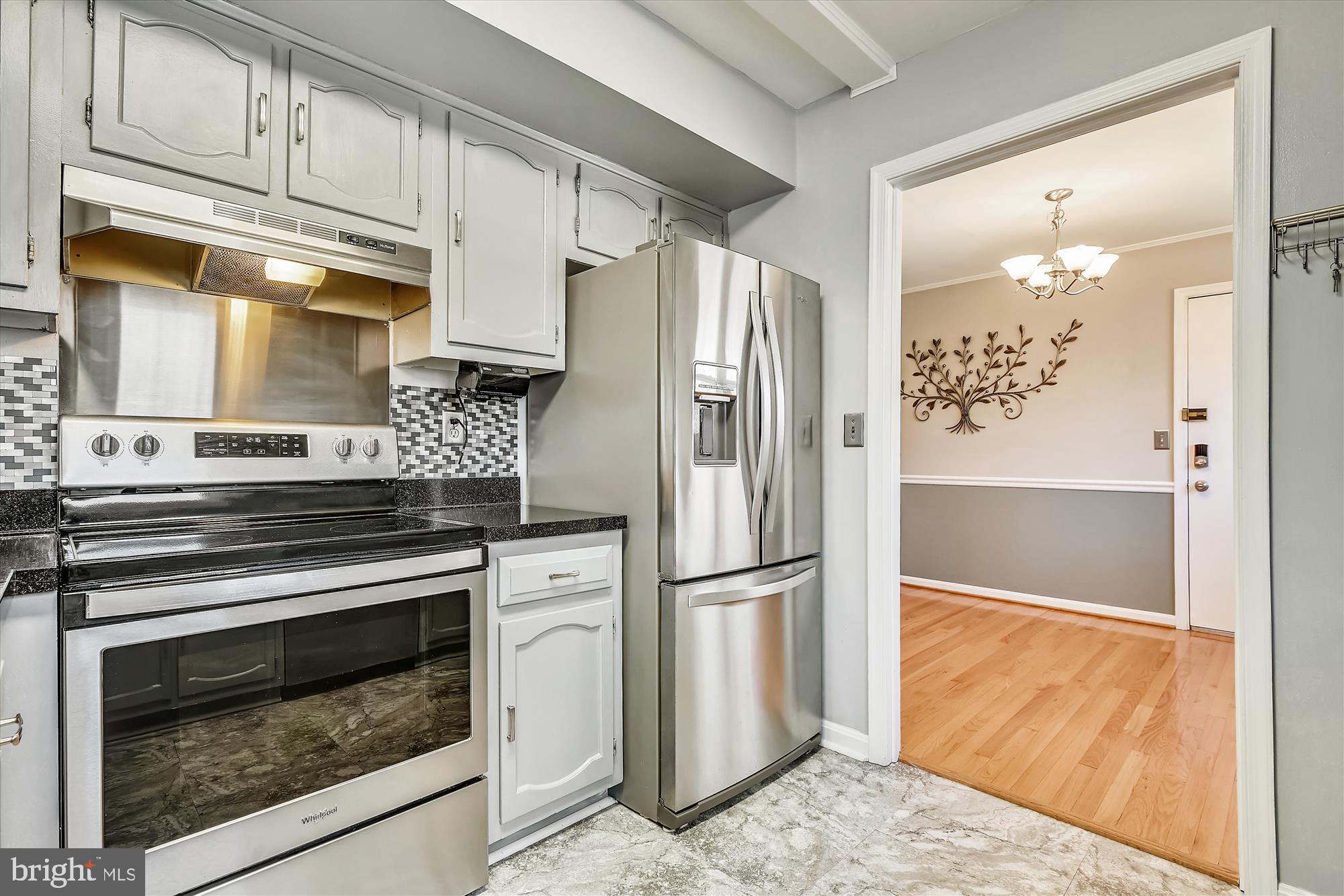 POPLAR WOODS - Residential