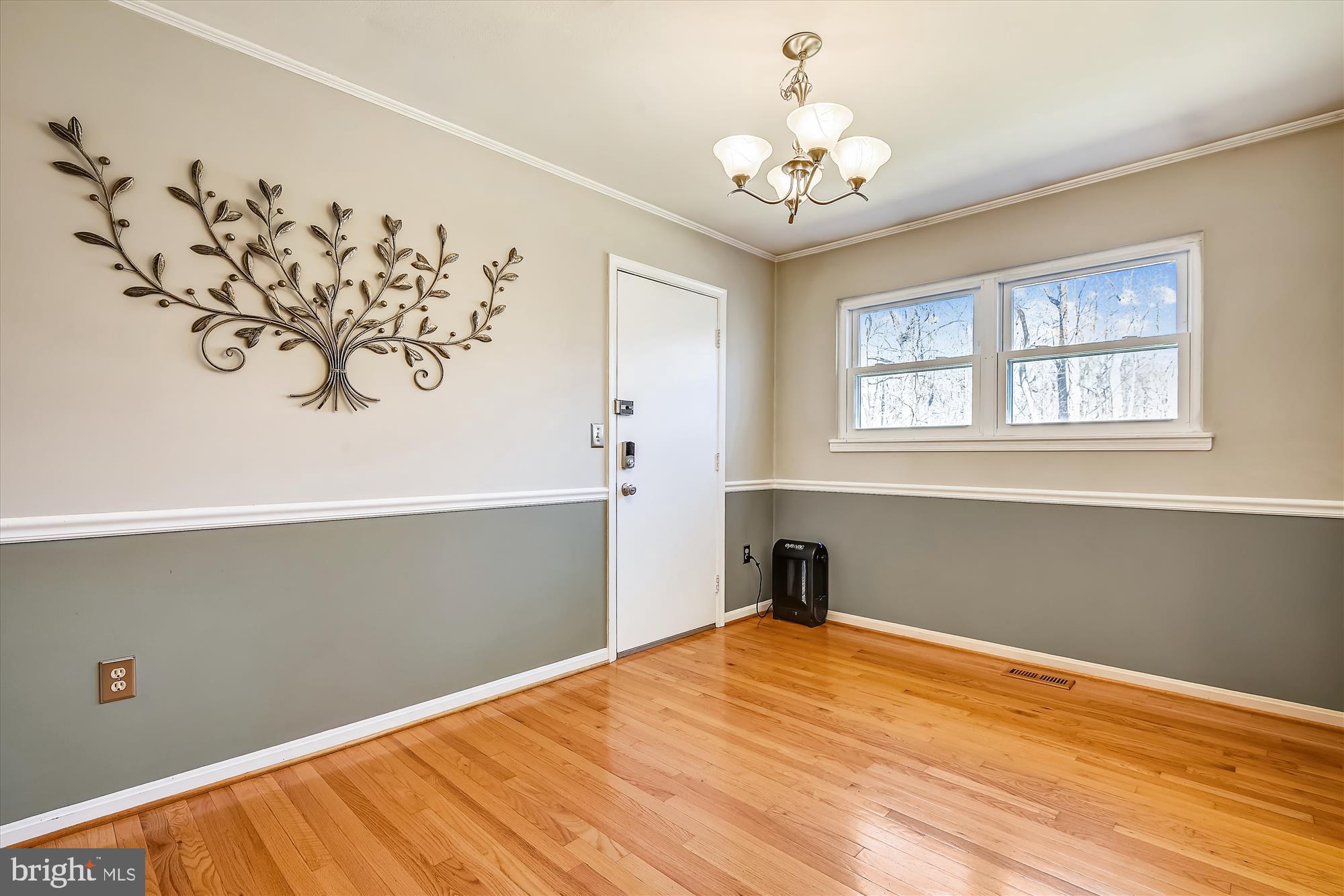 POPLAR WOODS - Residential