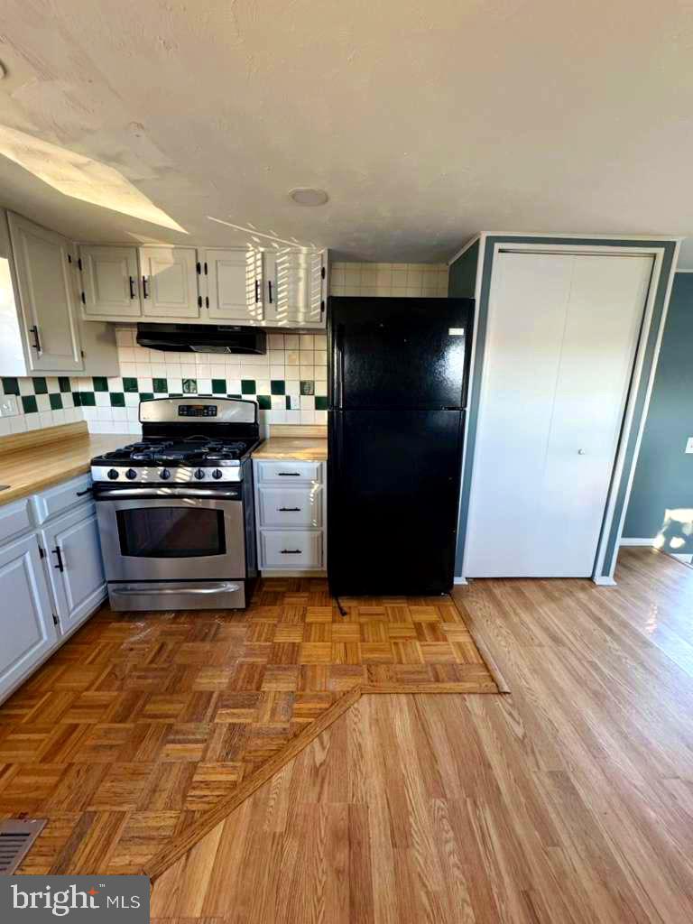 WILLIAMS ESTATES - Residential