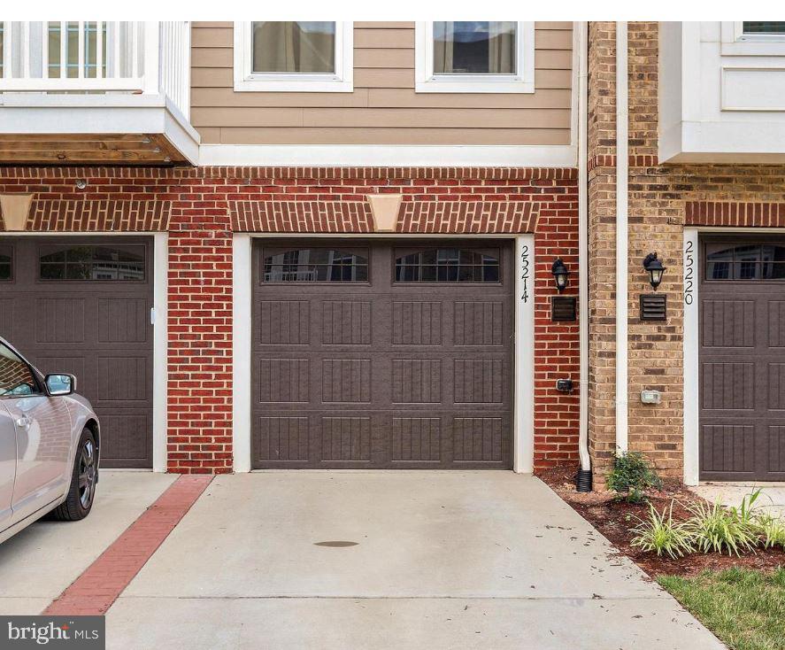 EAST GATE 3 CONDOMINIUM - Residential