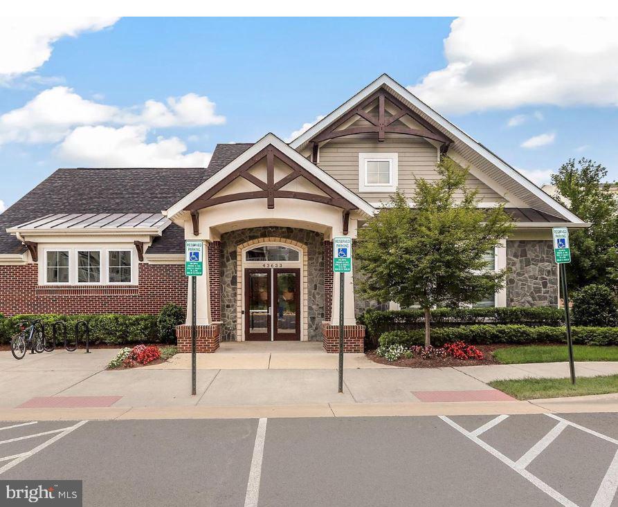 EAST GATE 3 CONDOMINIUM - Residential