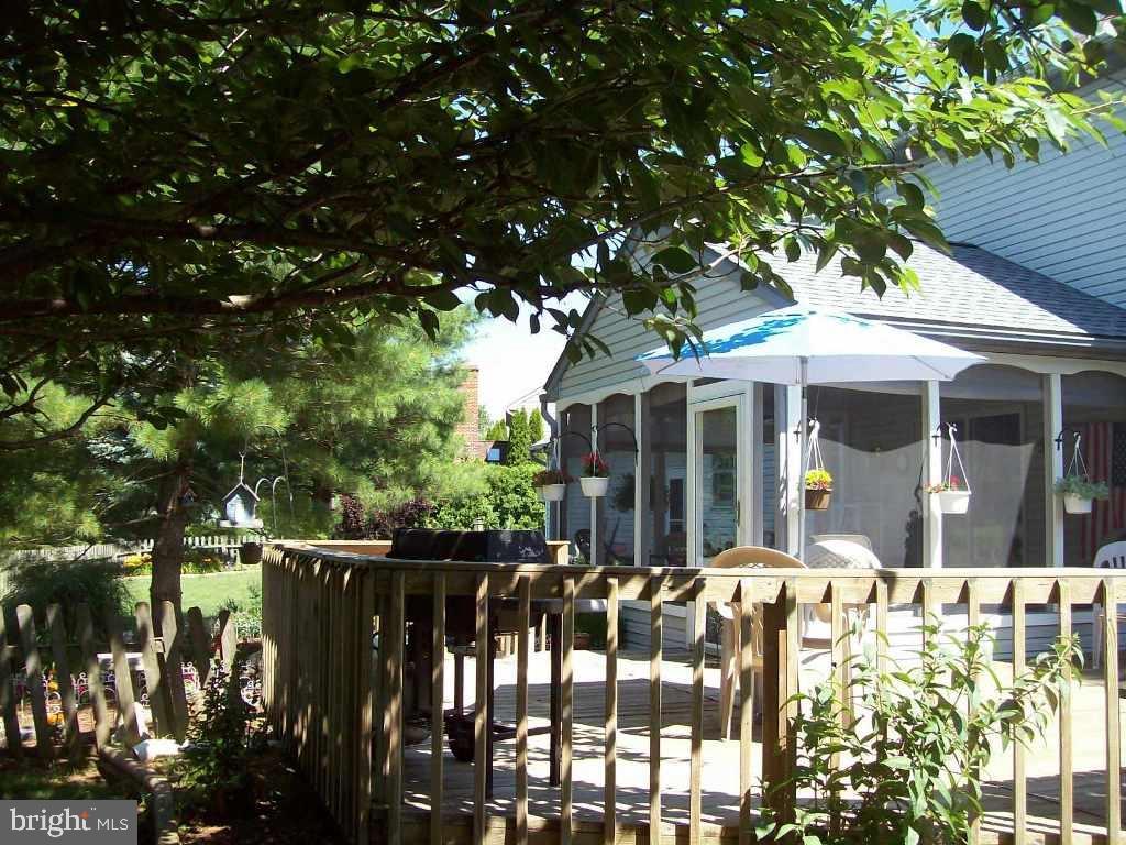 RIDING CLUB ESTATES - Residential