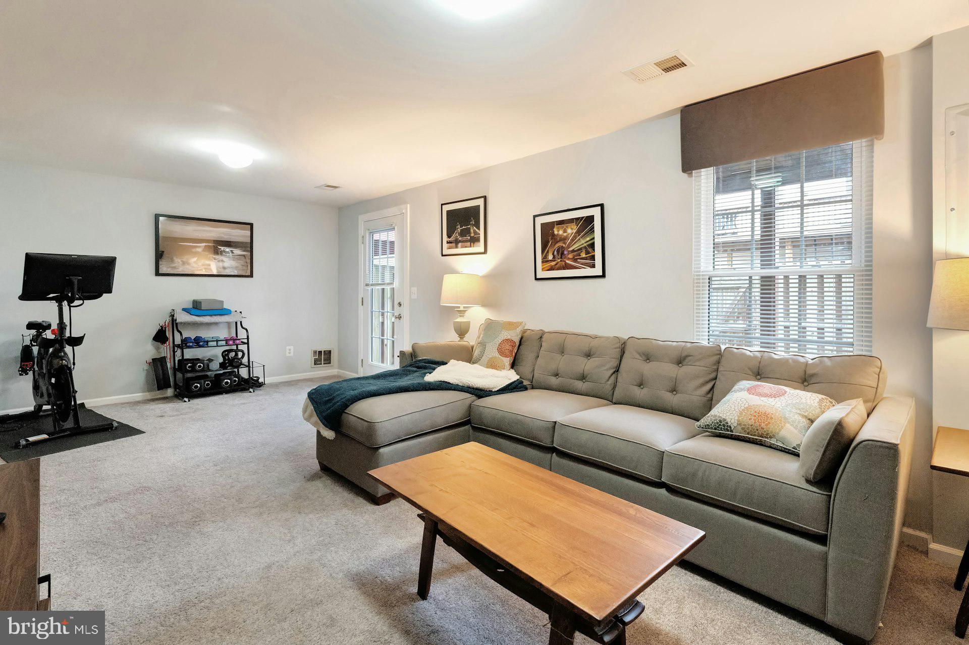 GREAT FALLS CHASE - Residential