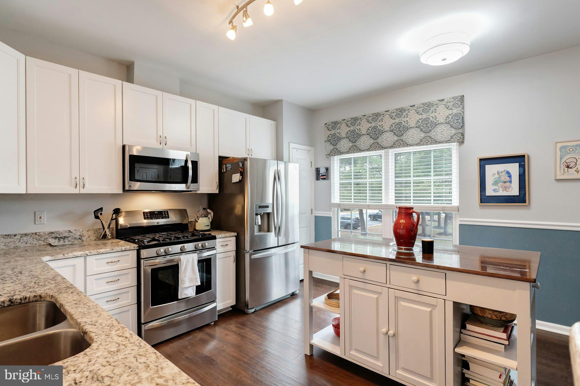 GREAT FALLS CHASE - Residential