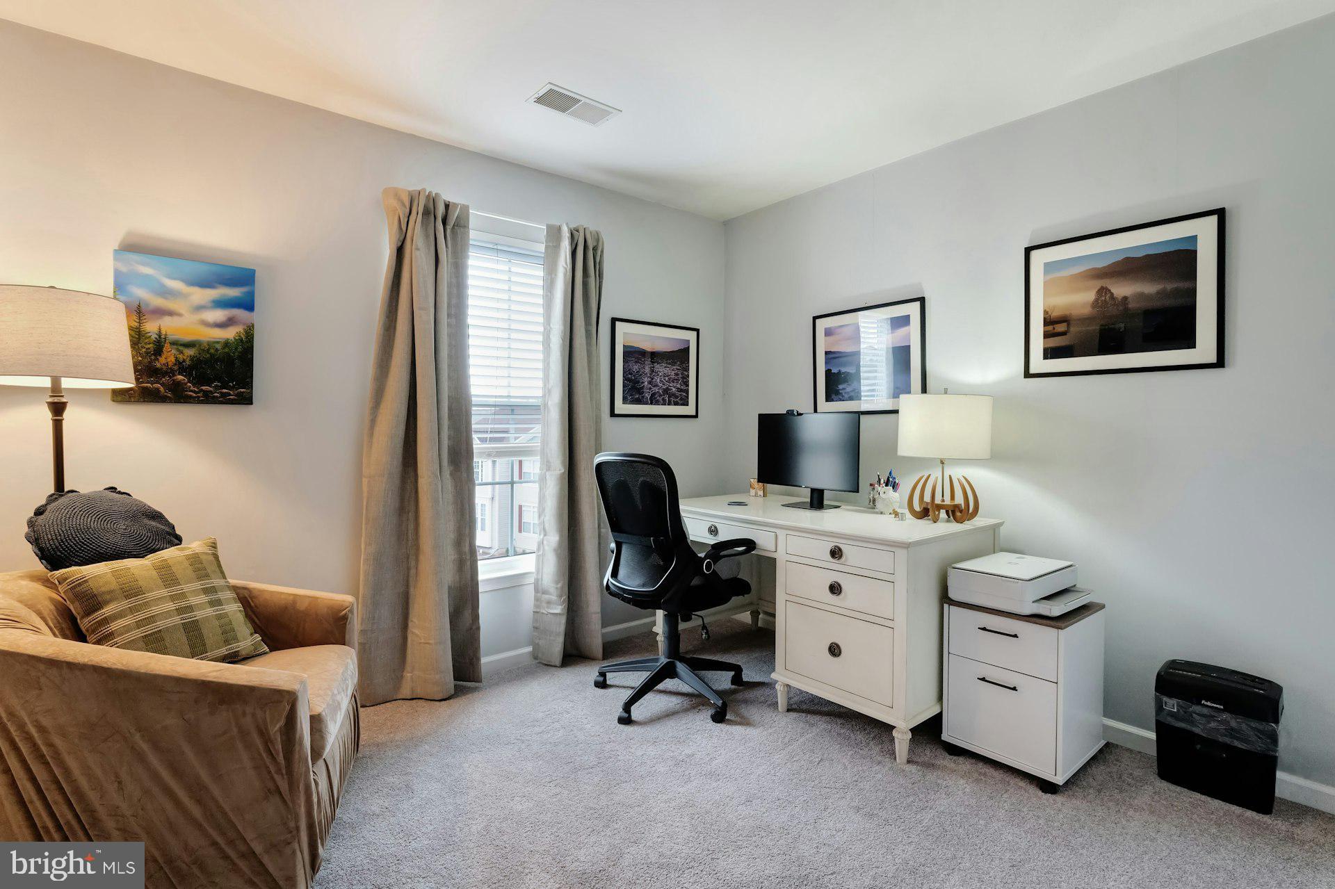 GREAT FALLS CHASE - Residential