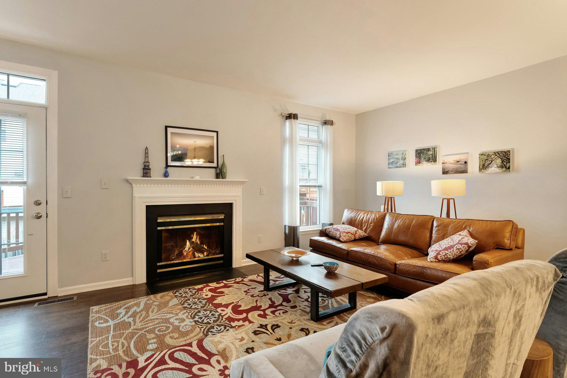 GREAT FALLS CHASE - Residential