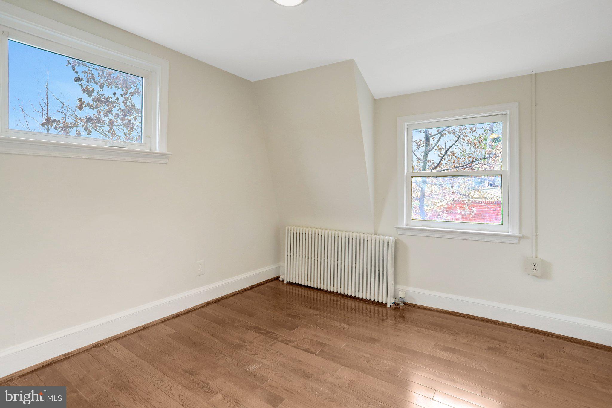 DOUGLAS PARK - Residential