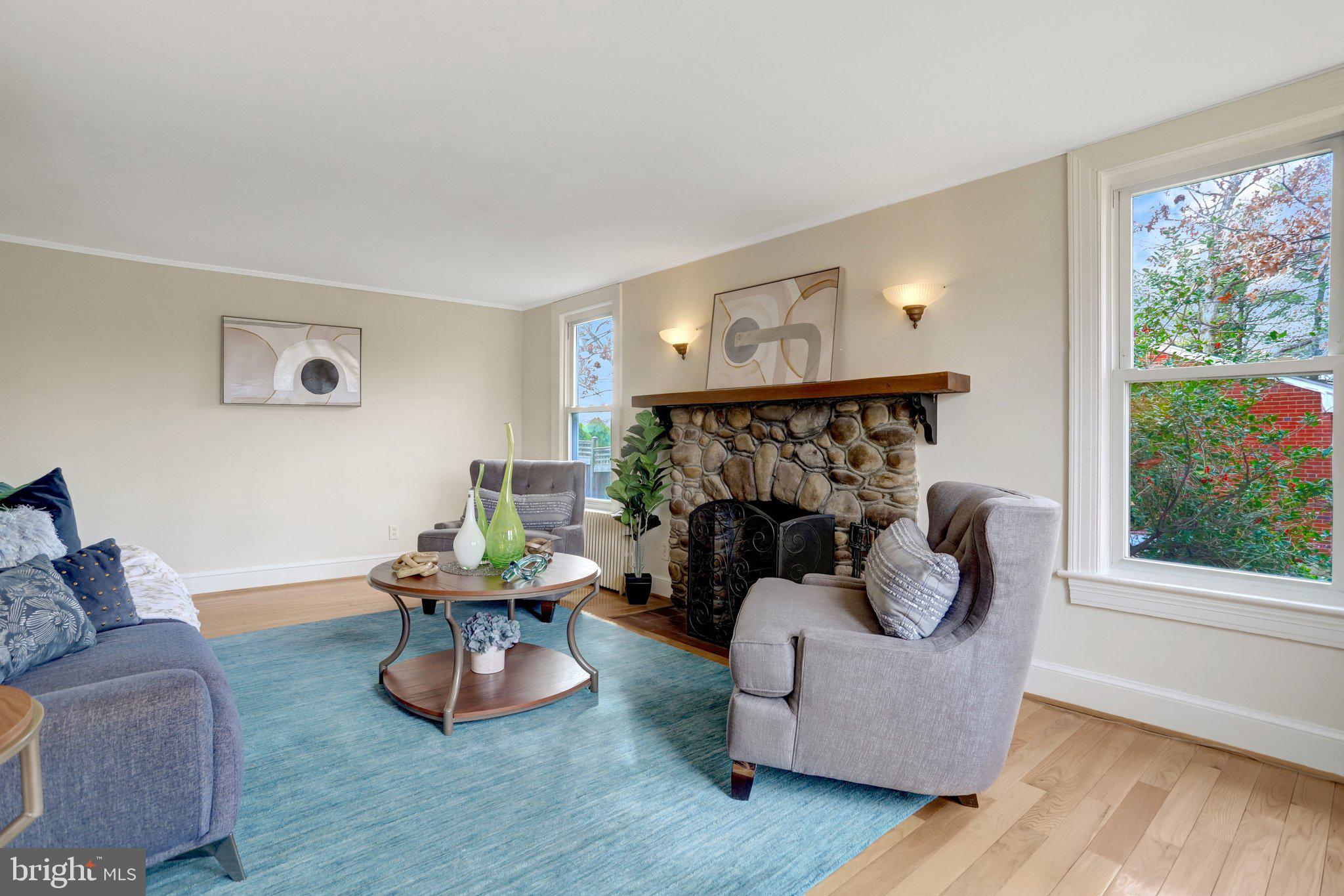 DOUGLAS PARK - Residential