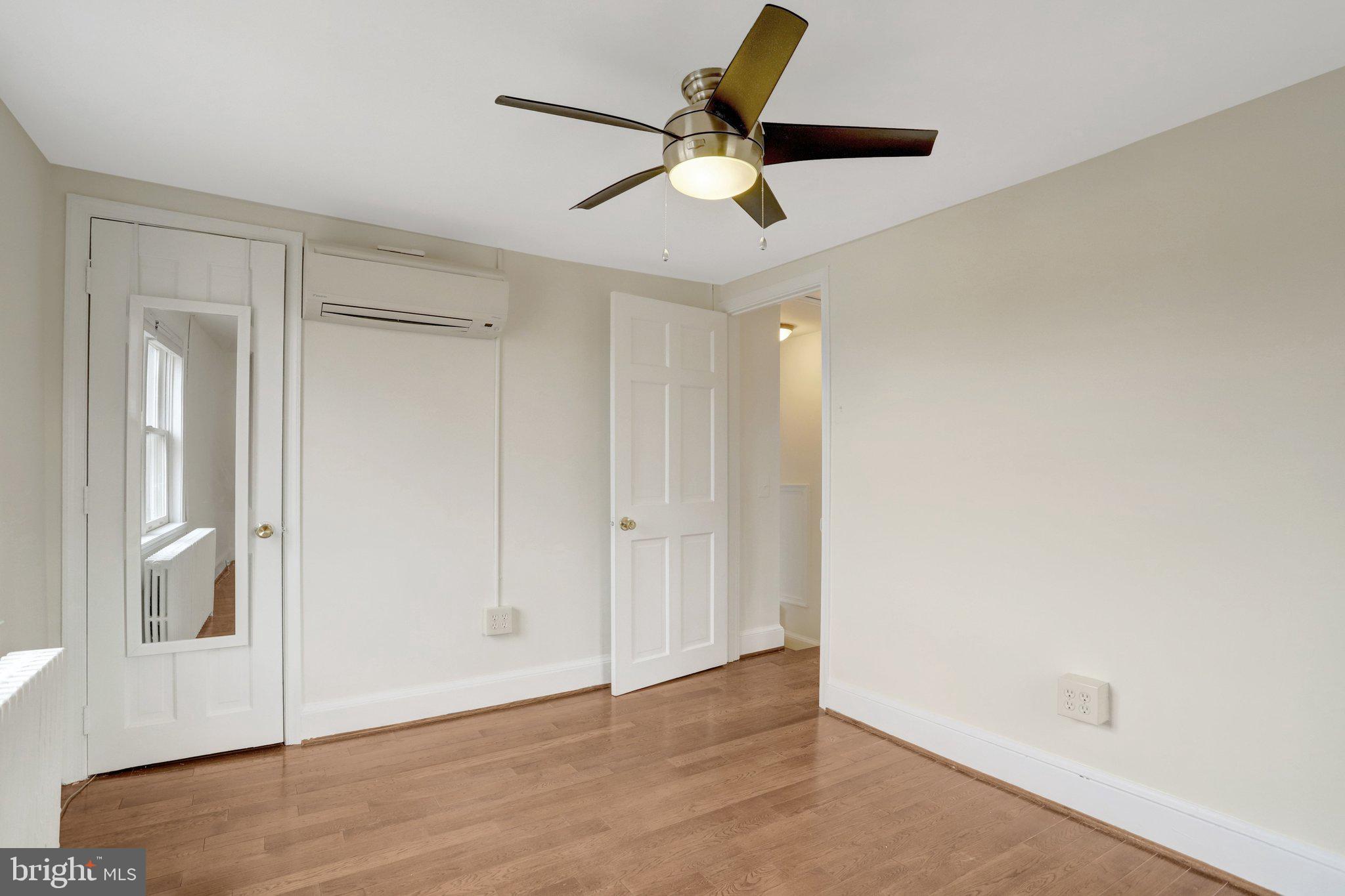 DOUGLAS PARK - Residential