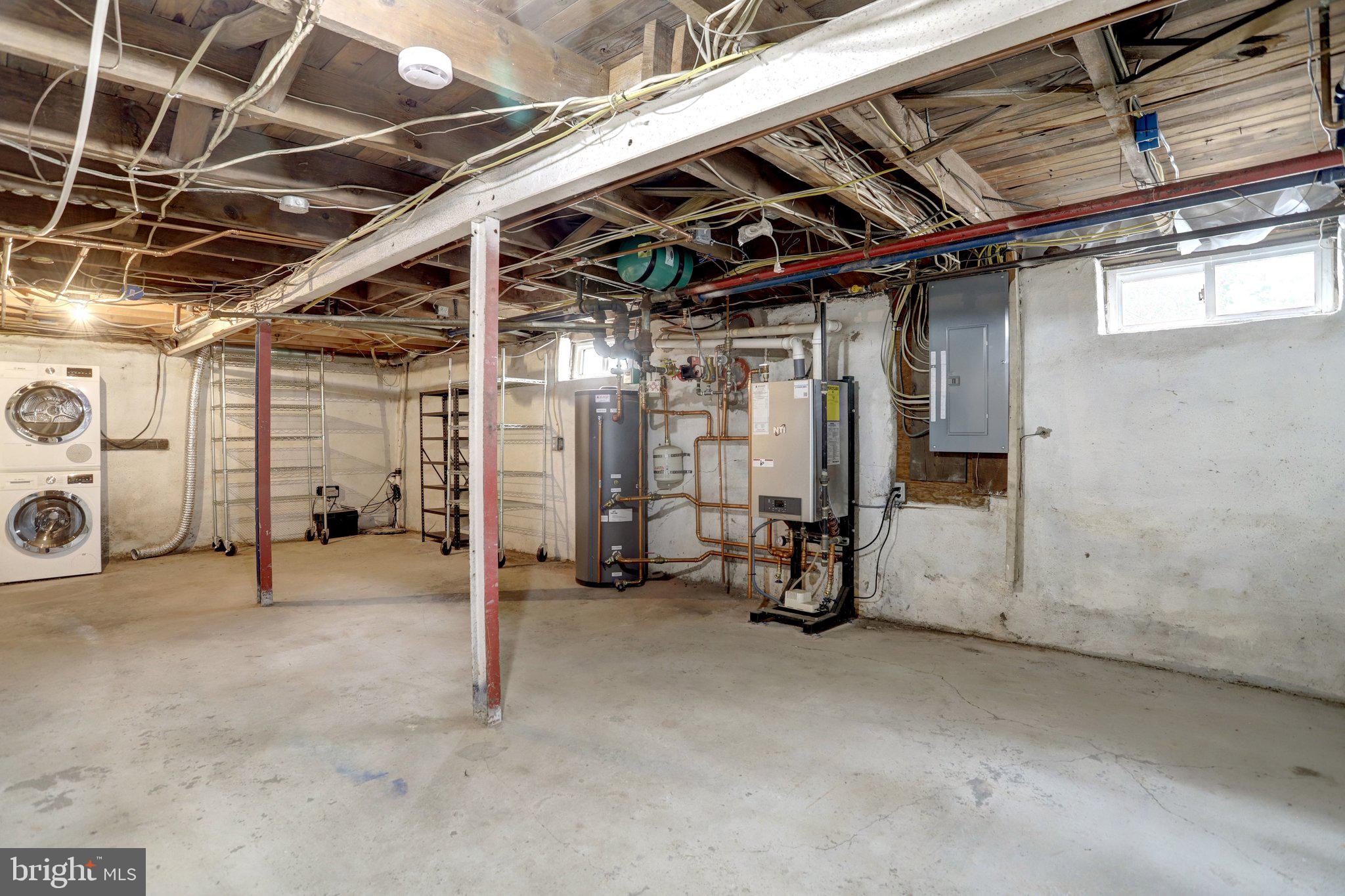 DOUGLAS PARK - Residential