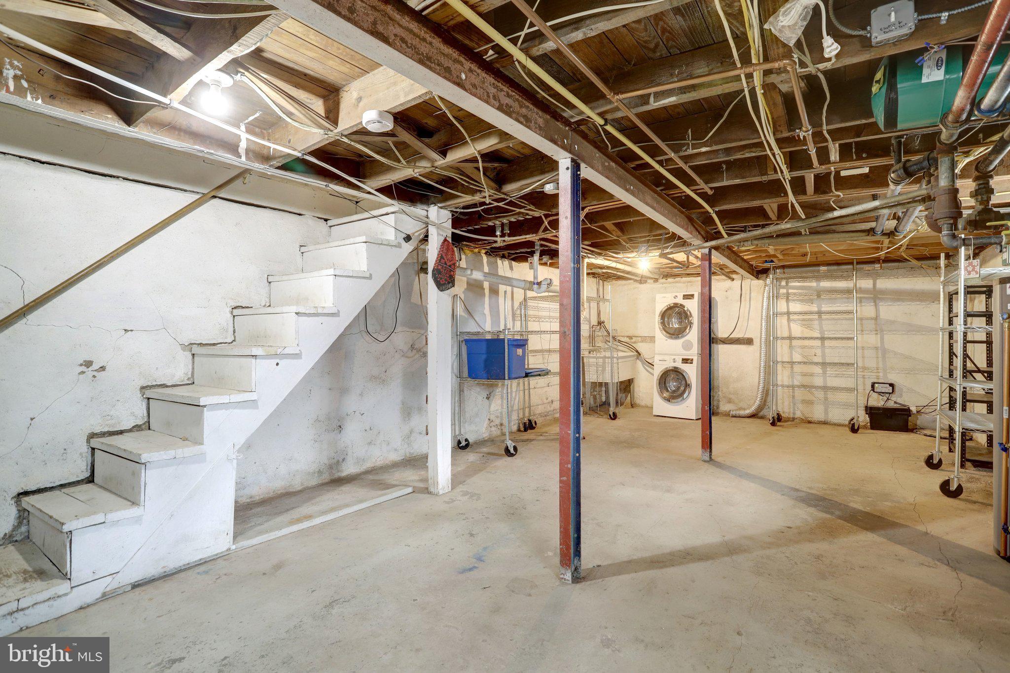 DOUGLAS PARK - Residential