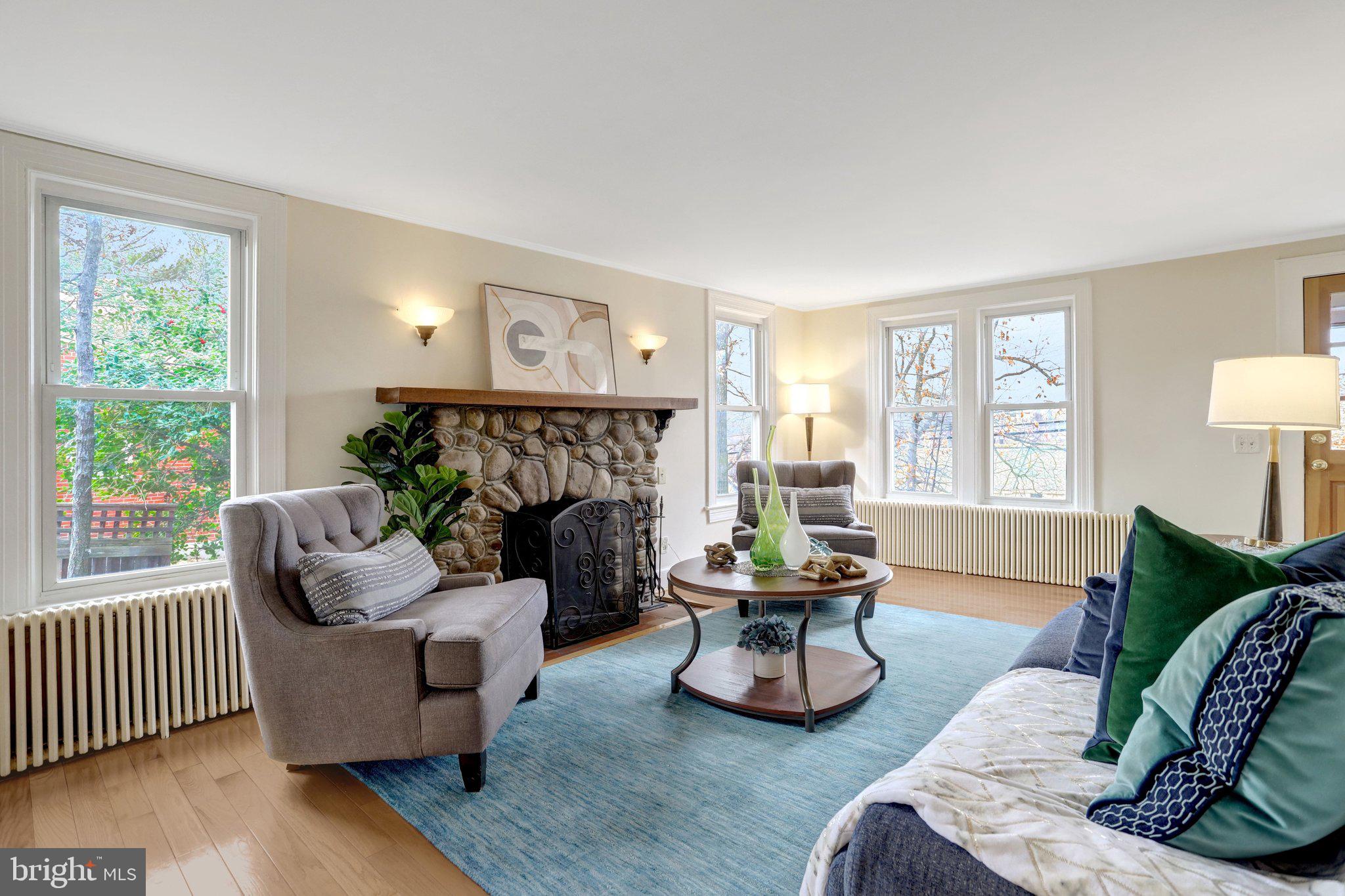 DOUGLAS PARK - Residential