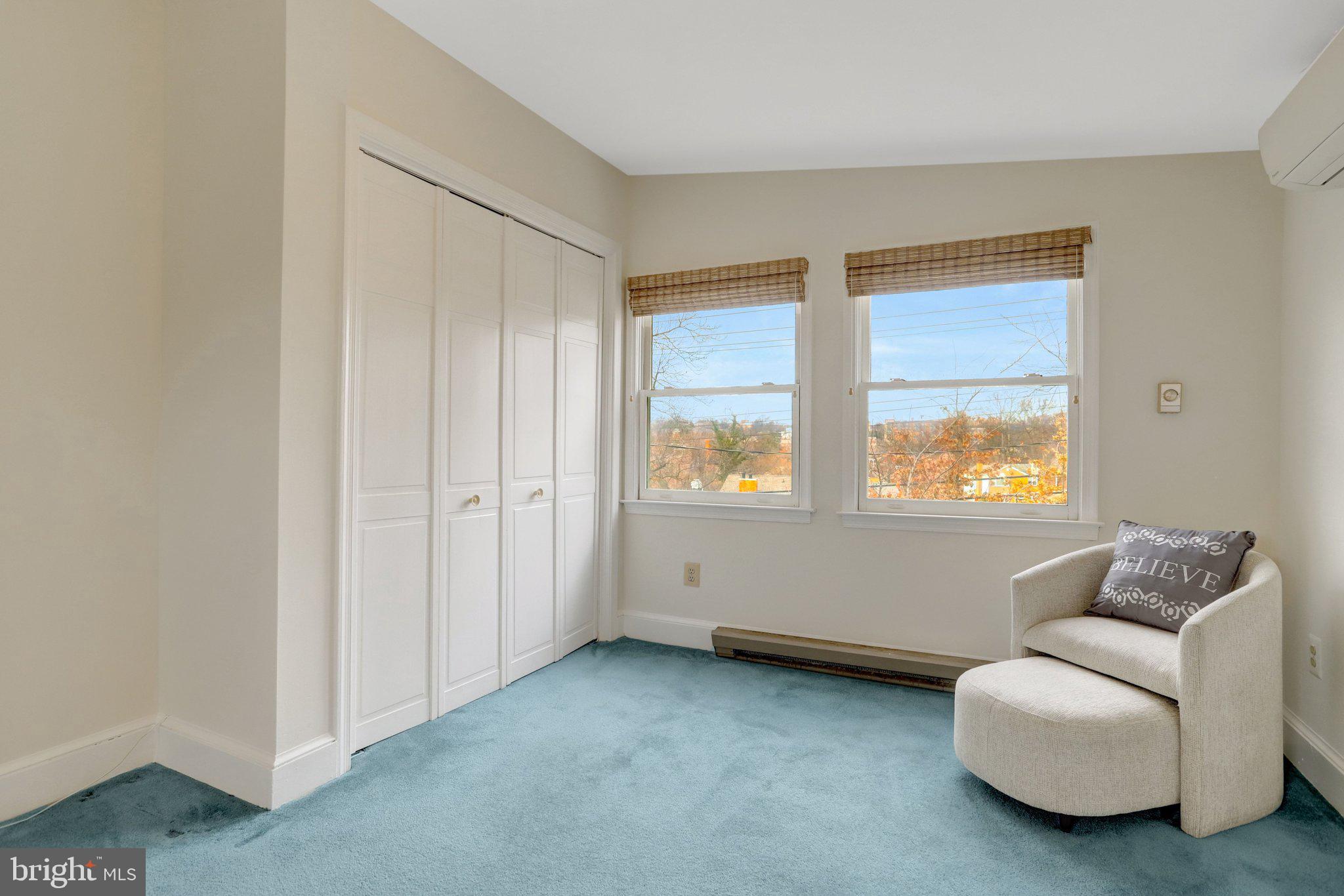 DOUGLAS PARK - Residential