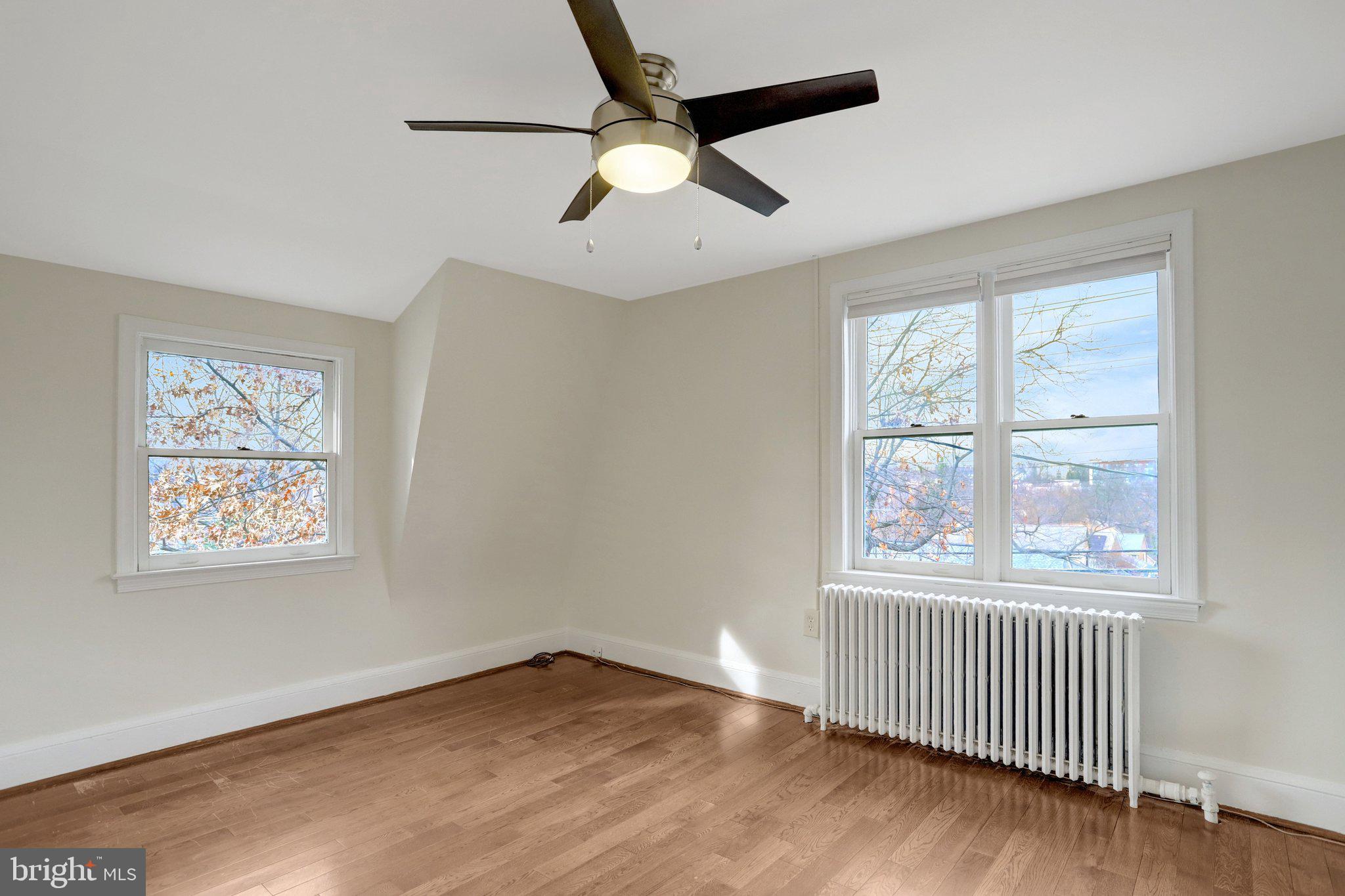 DOUGLAS PARK - Residential