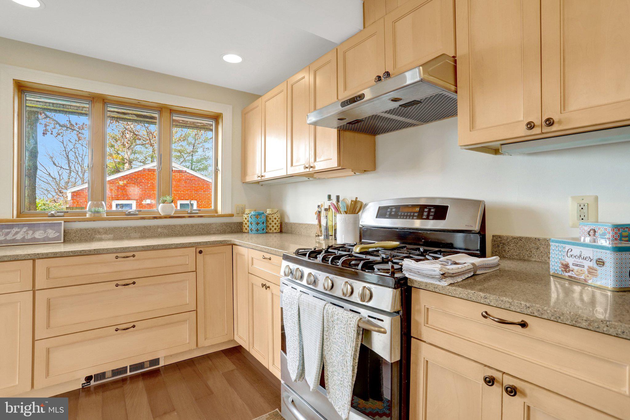 DOUGLAS PARK - Residential