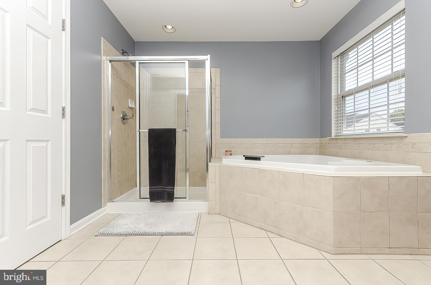 THE VILLAGE OF WASHINGTON TRAIL EAST - Residential