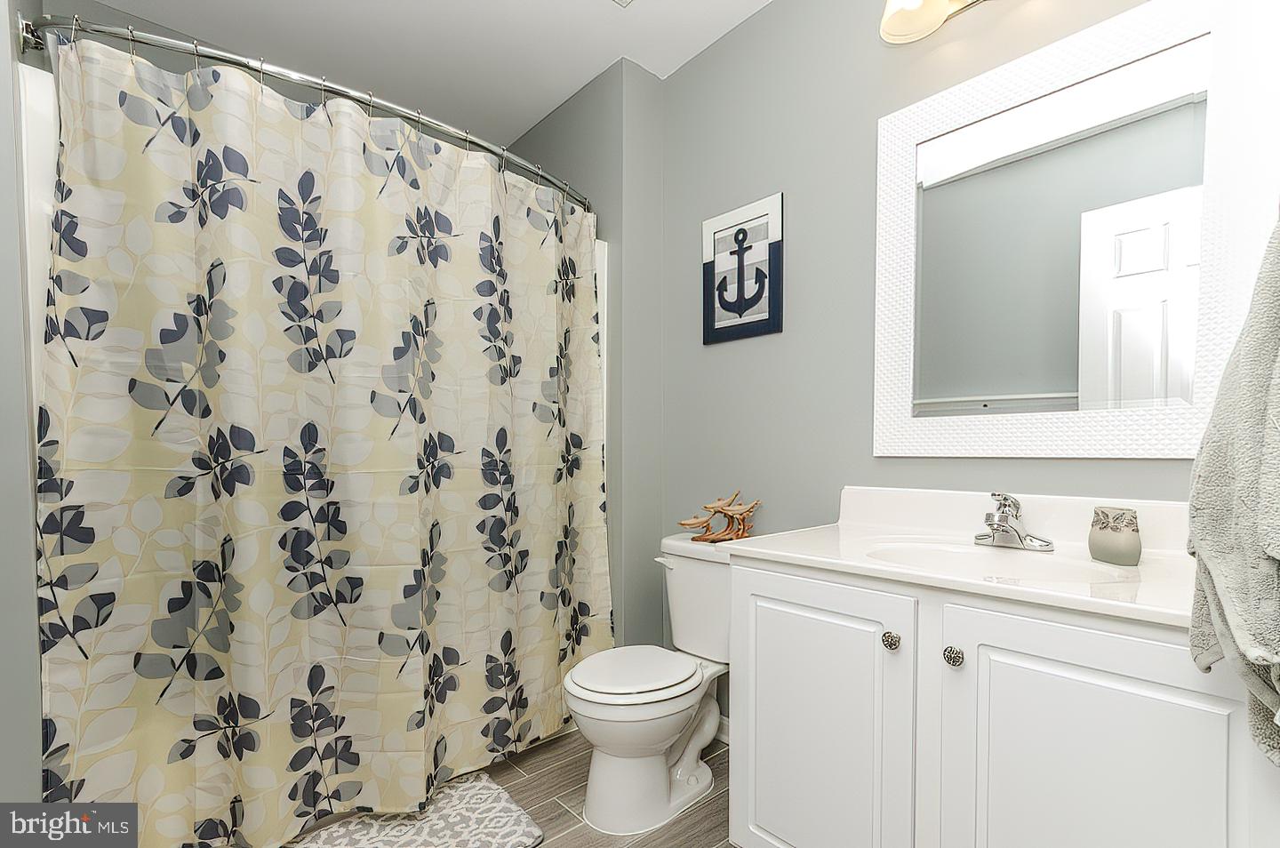 THE VILLAGE OF WASHINGTON TRAIL EAST - Residential