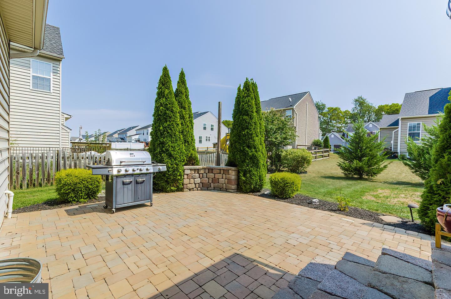 THE VILLAGE OF WASHINGTON TRAIL EAST - Residential