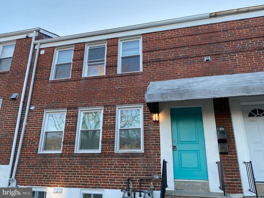Second level fully renovated 2 bed/1 bath apartment with in-unit full size washer/dryer.  Lead free.