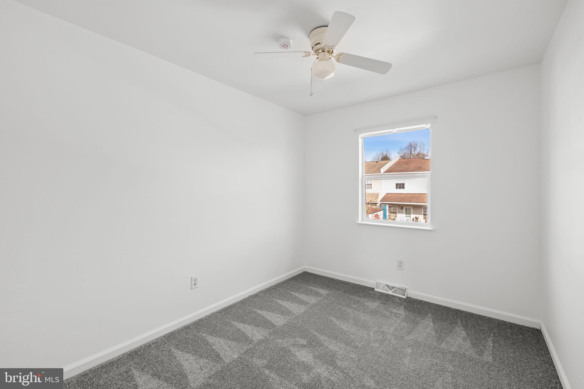 QUAKER GREEN - Residential