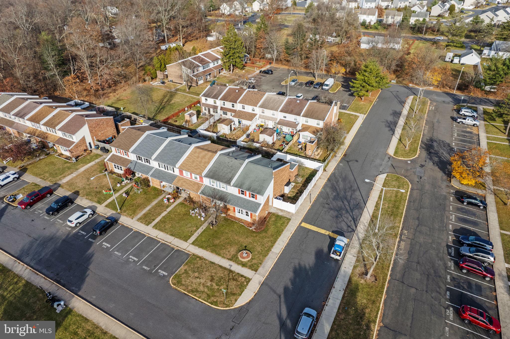 QUAKER GREEN - Residential