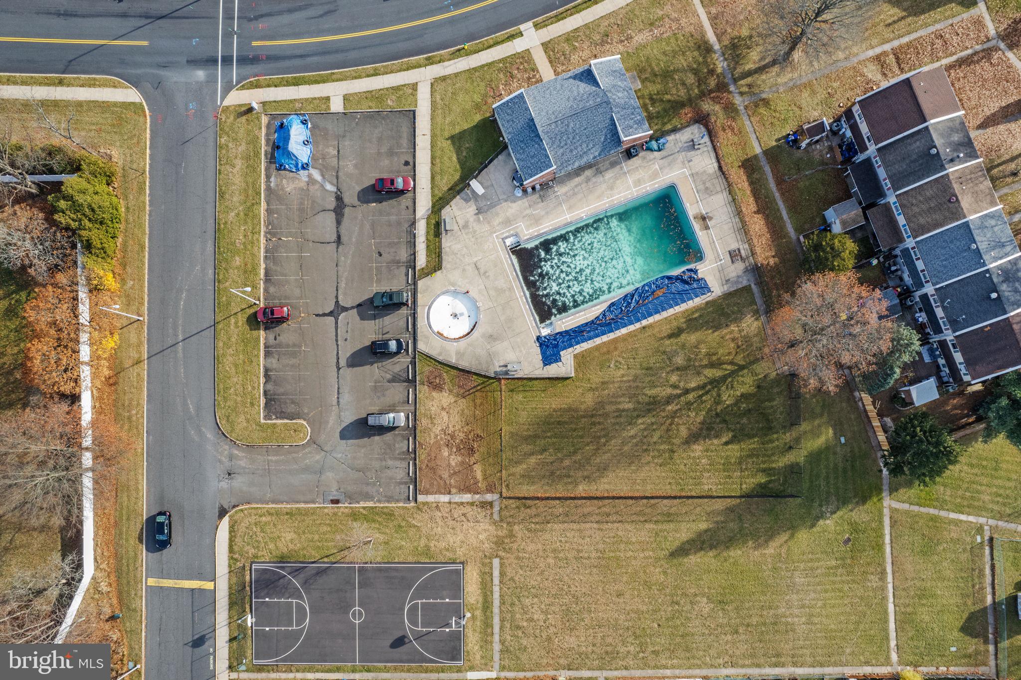 QUAKER GREEN - Residential