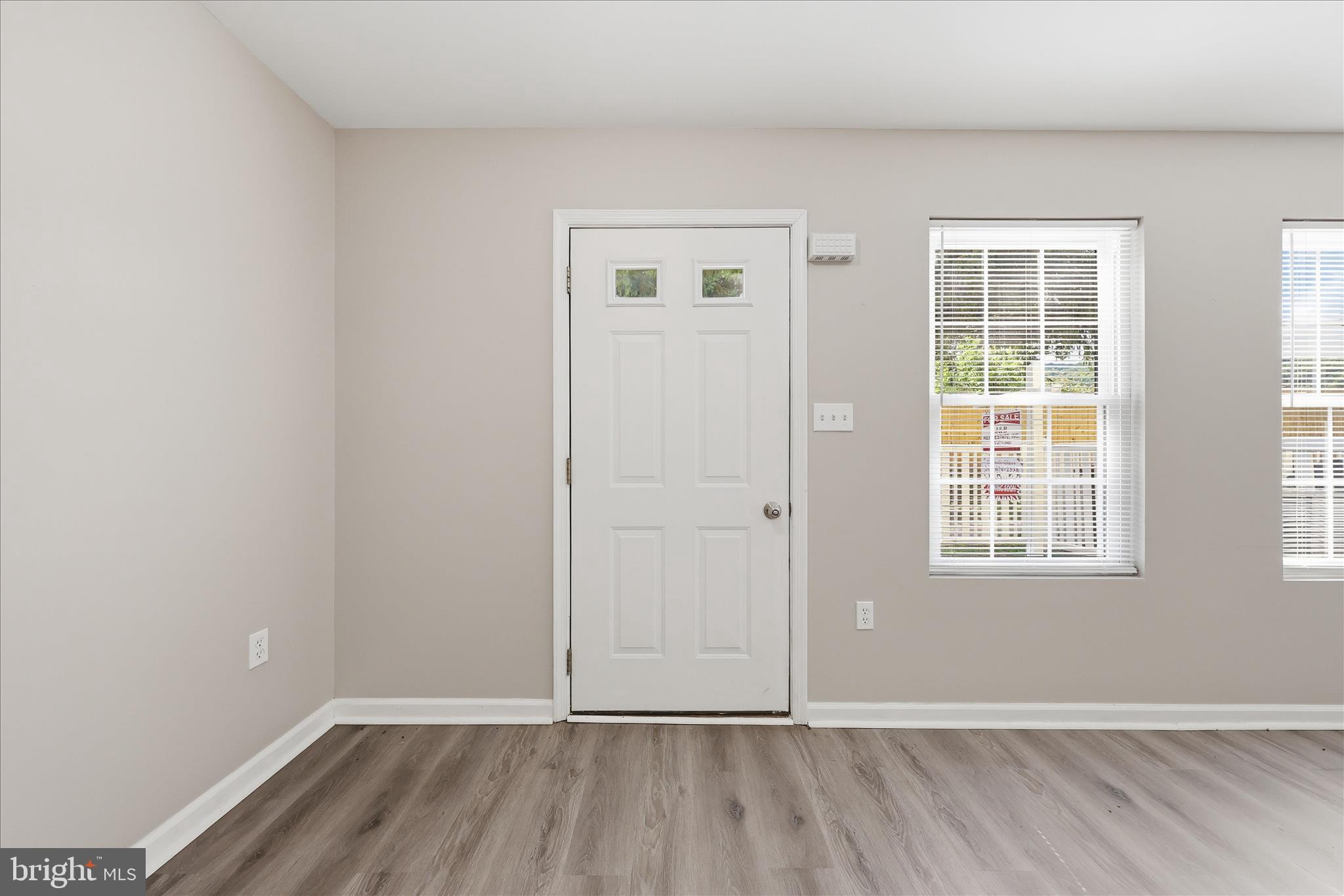 120 N ALTAMONT