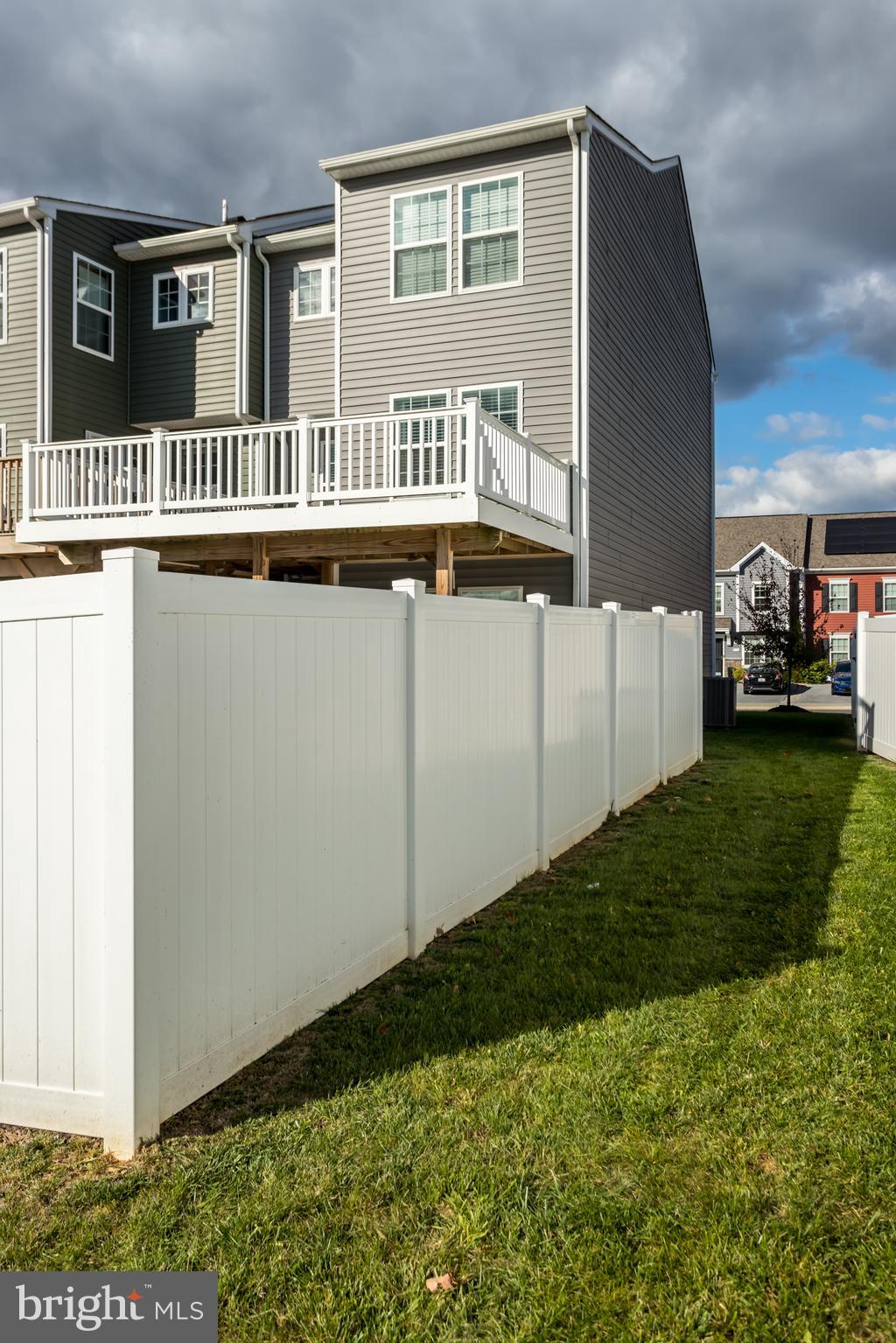 BRIAR RUN - Residential