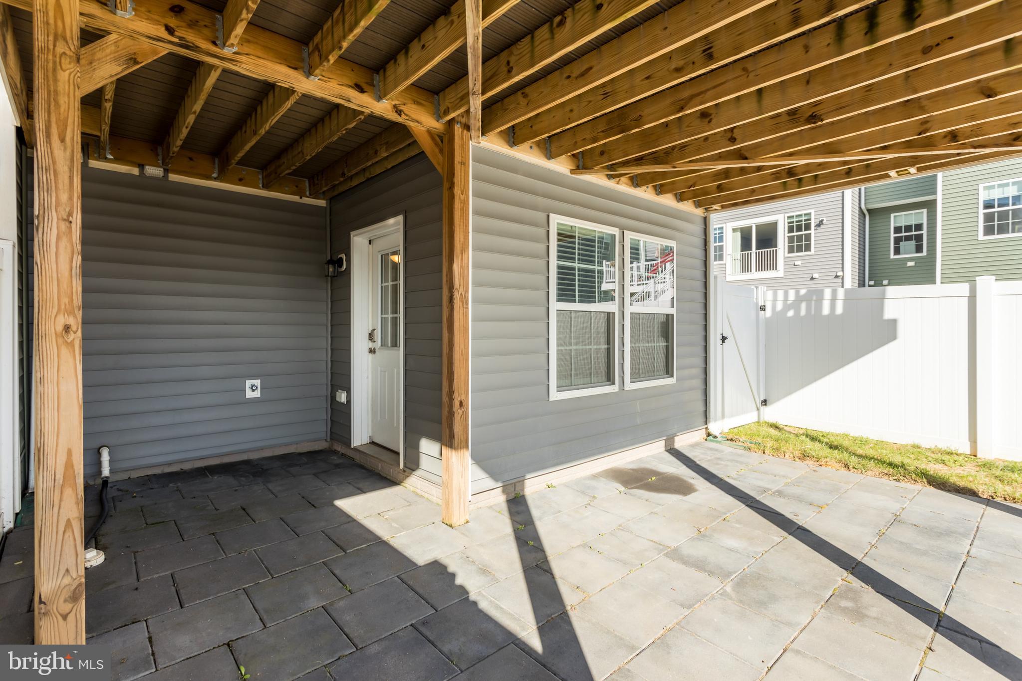 BRIAR RUN - Residential