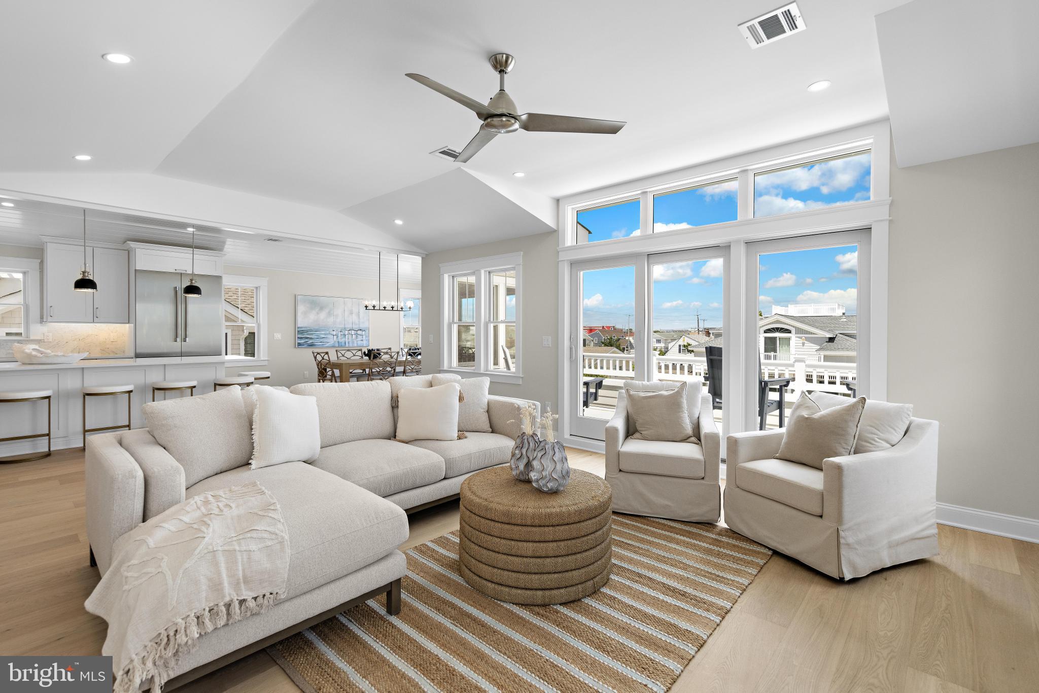 6 E MARINE LANE