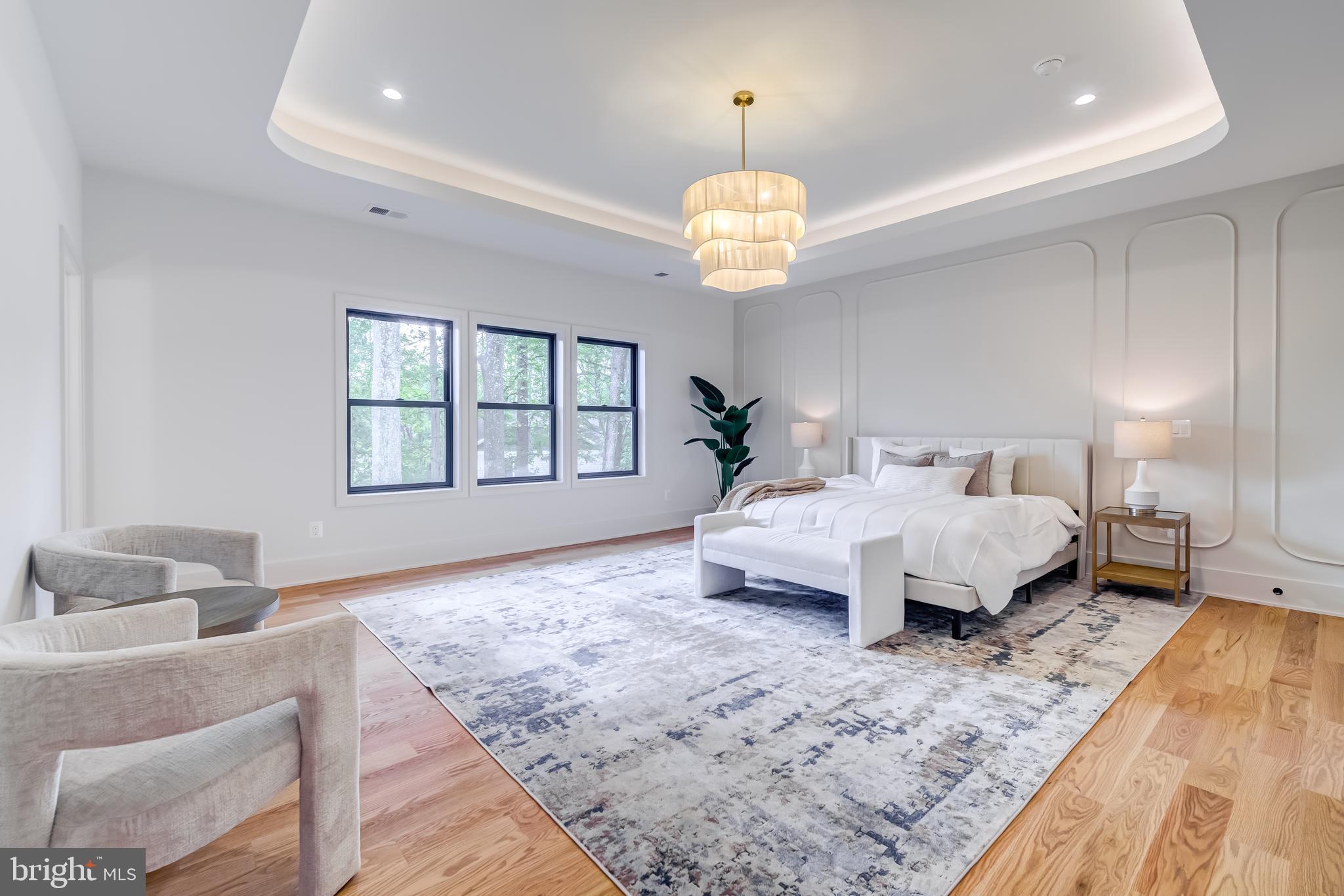 VIENNA WOODS - Residential