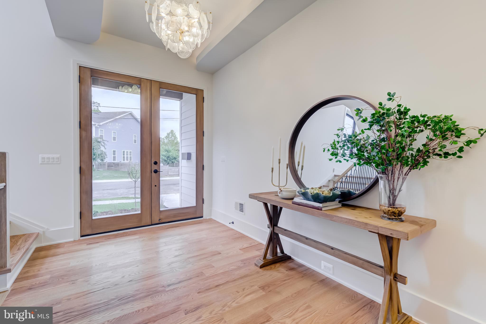 VIENNA WOODS - Residential