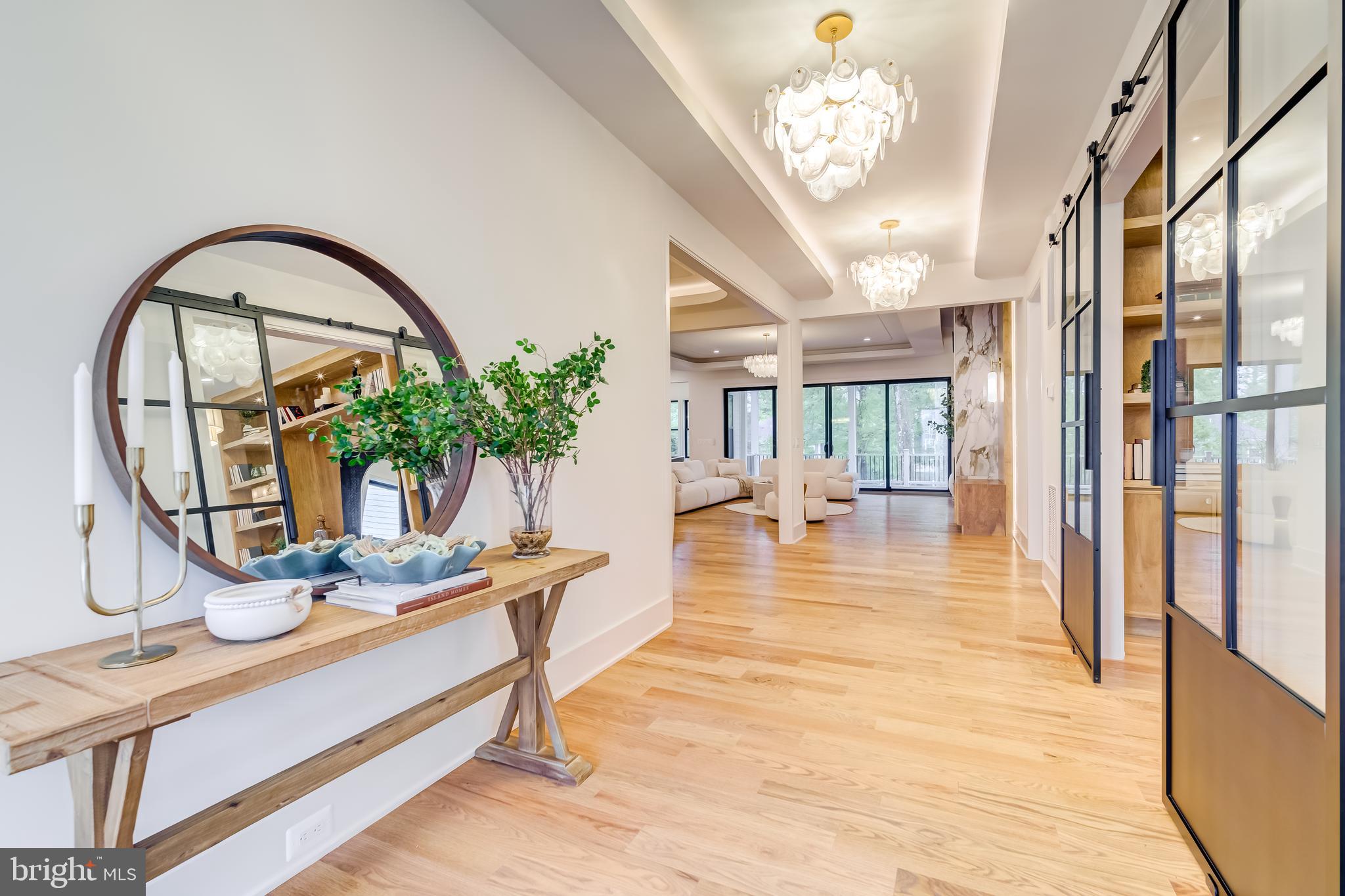 VIENNA WOODS - Residential