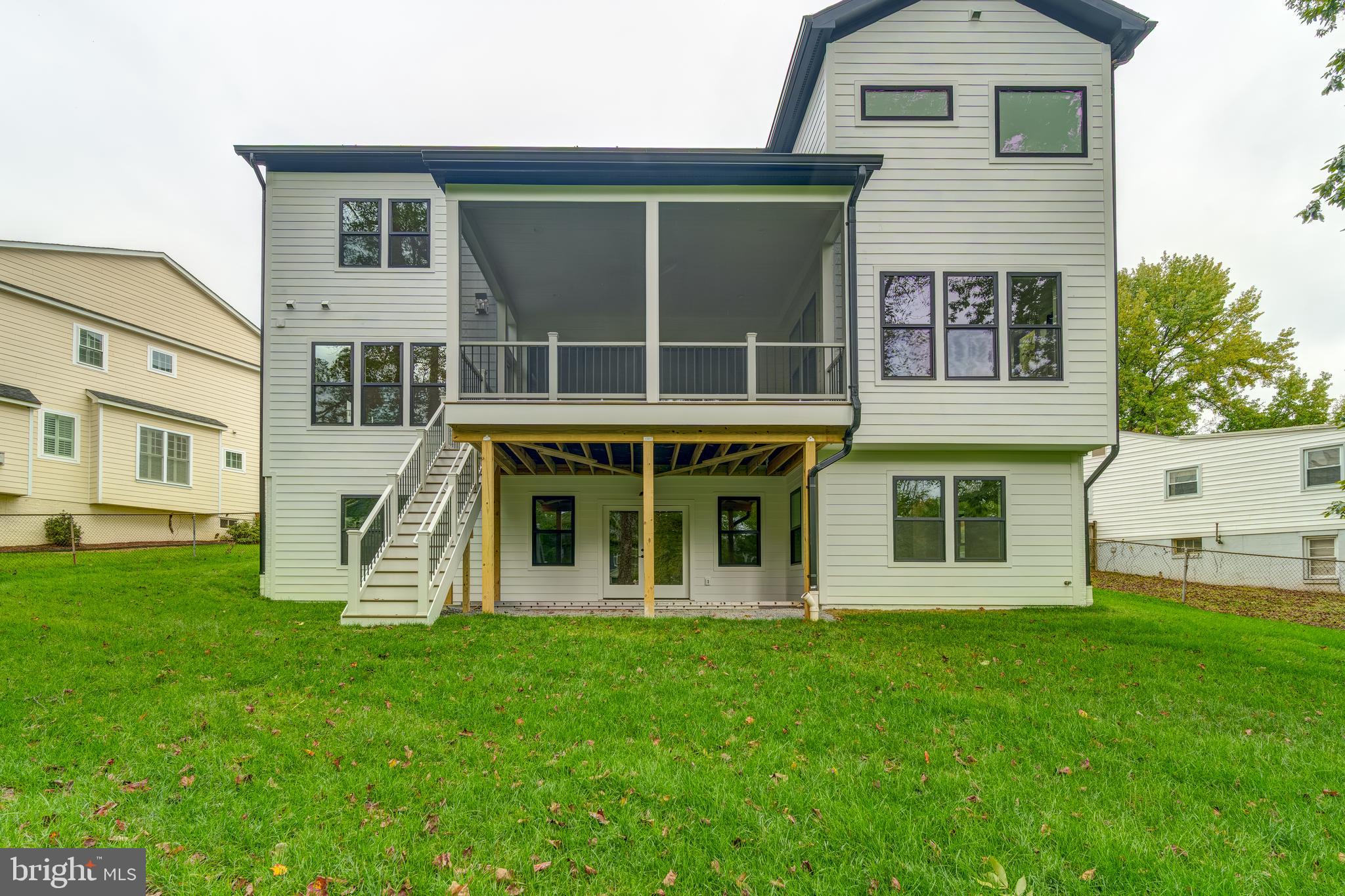 VIENNA WOODS - Residential