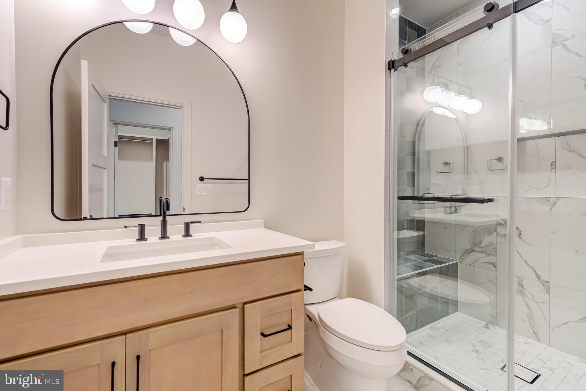 VIENNA WOODS - Residential