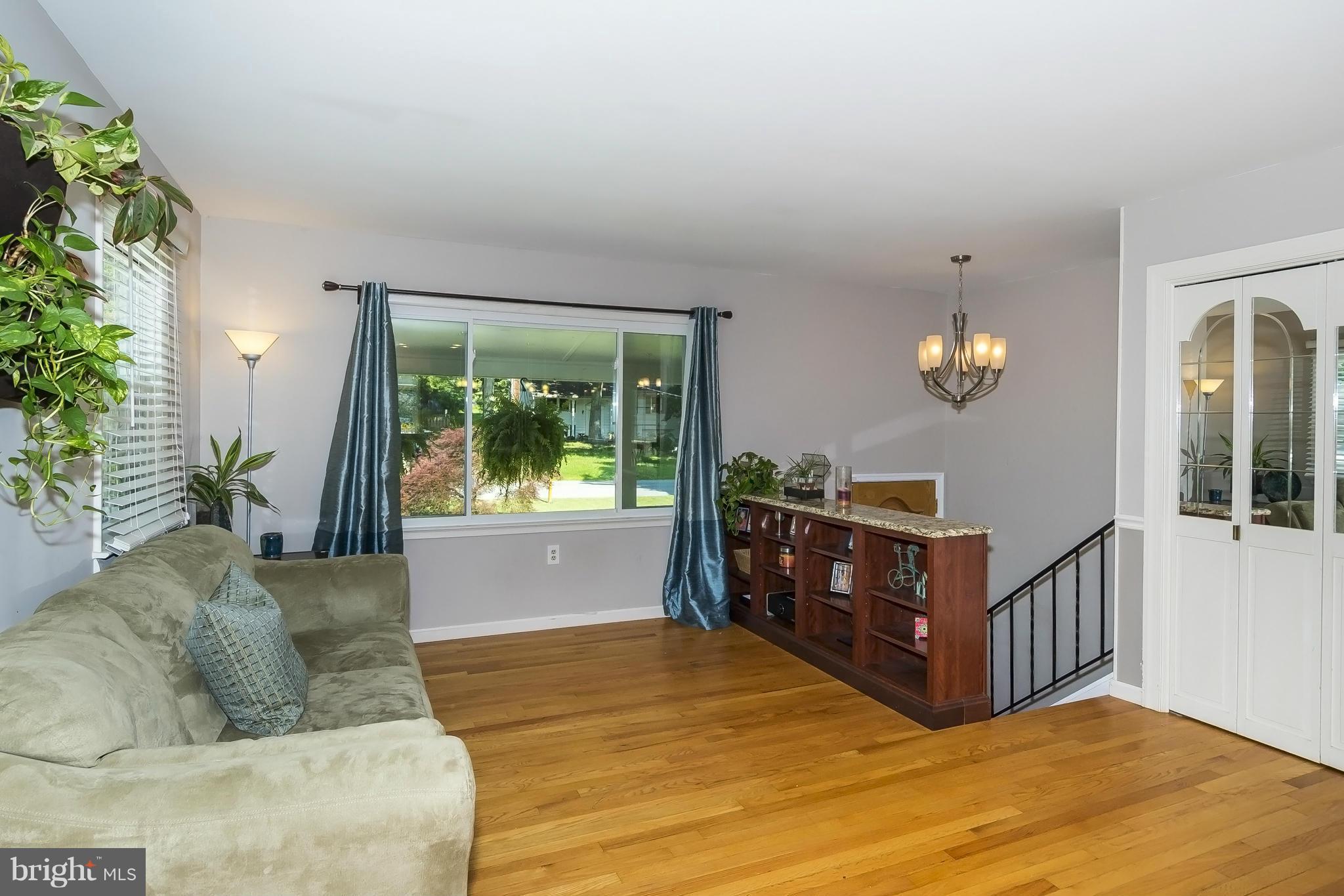 HILLSMERE ESTATES - Residential