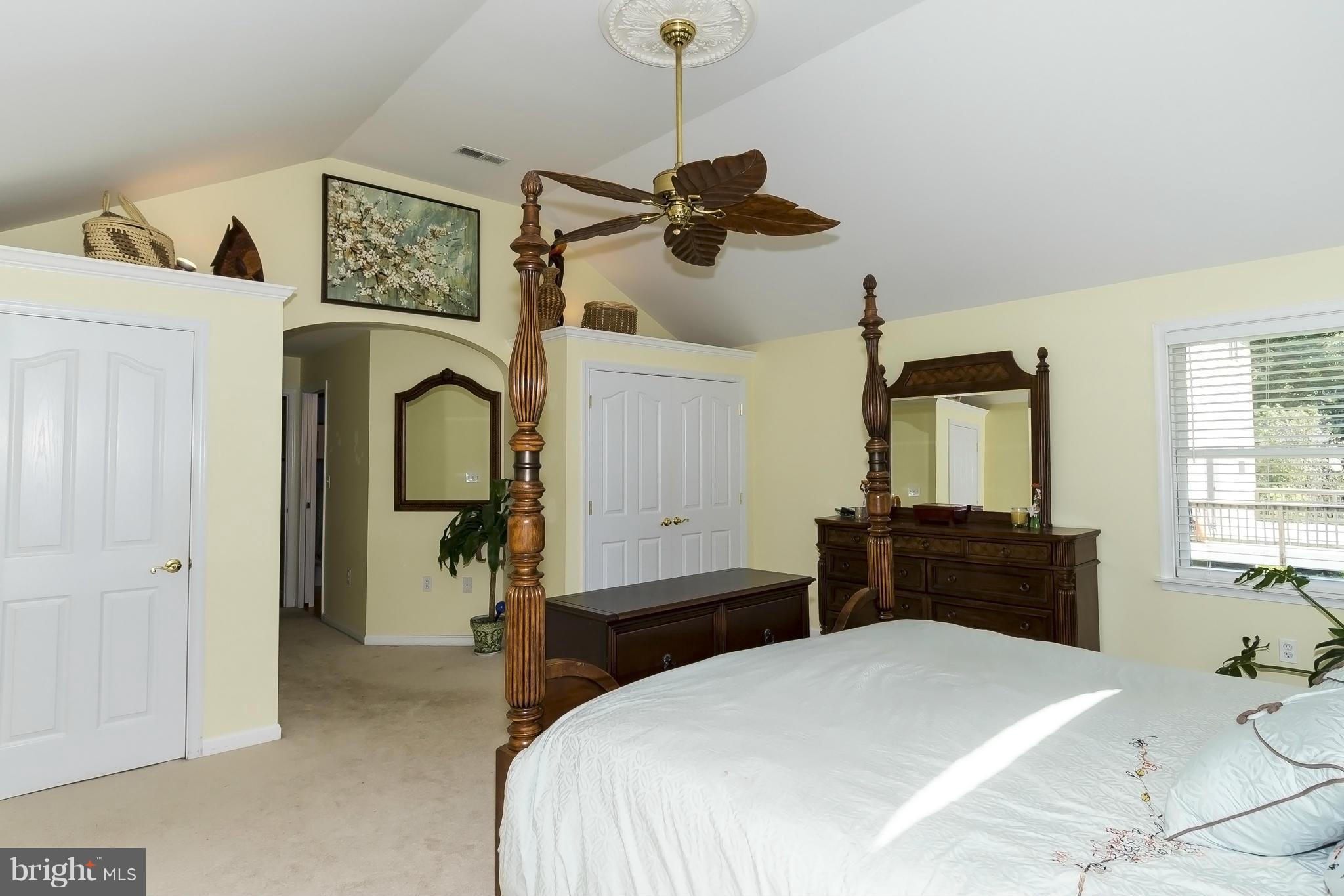 HILLSMERE ESTATES - Residential