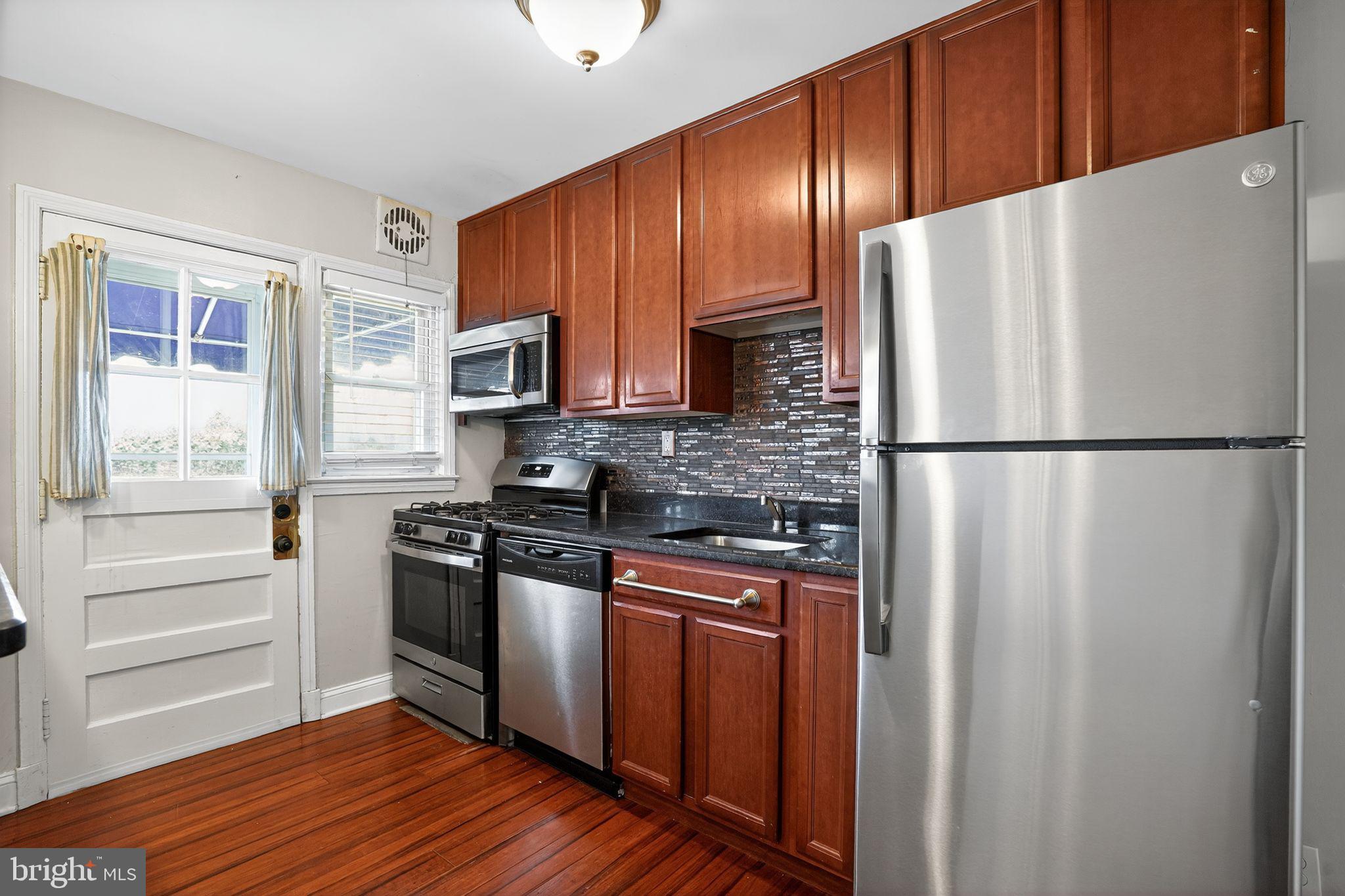 RIDGELEIGH - Residential