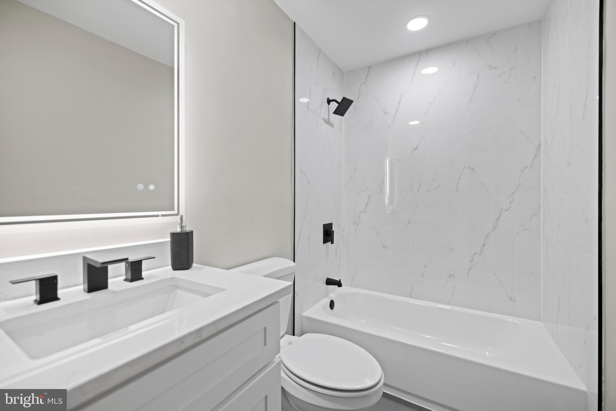 THE PROVINCES - Residential