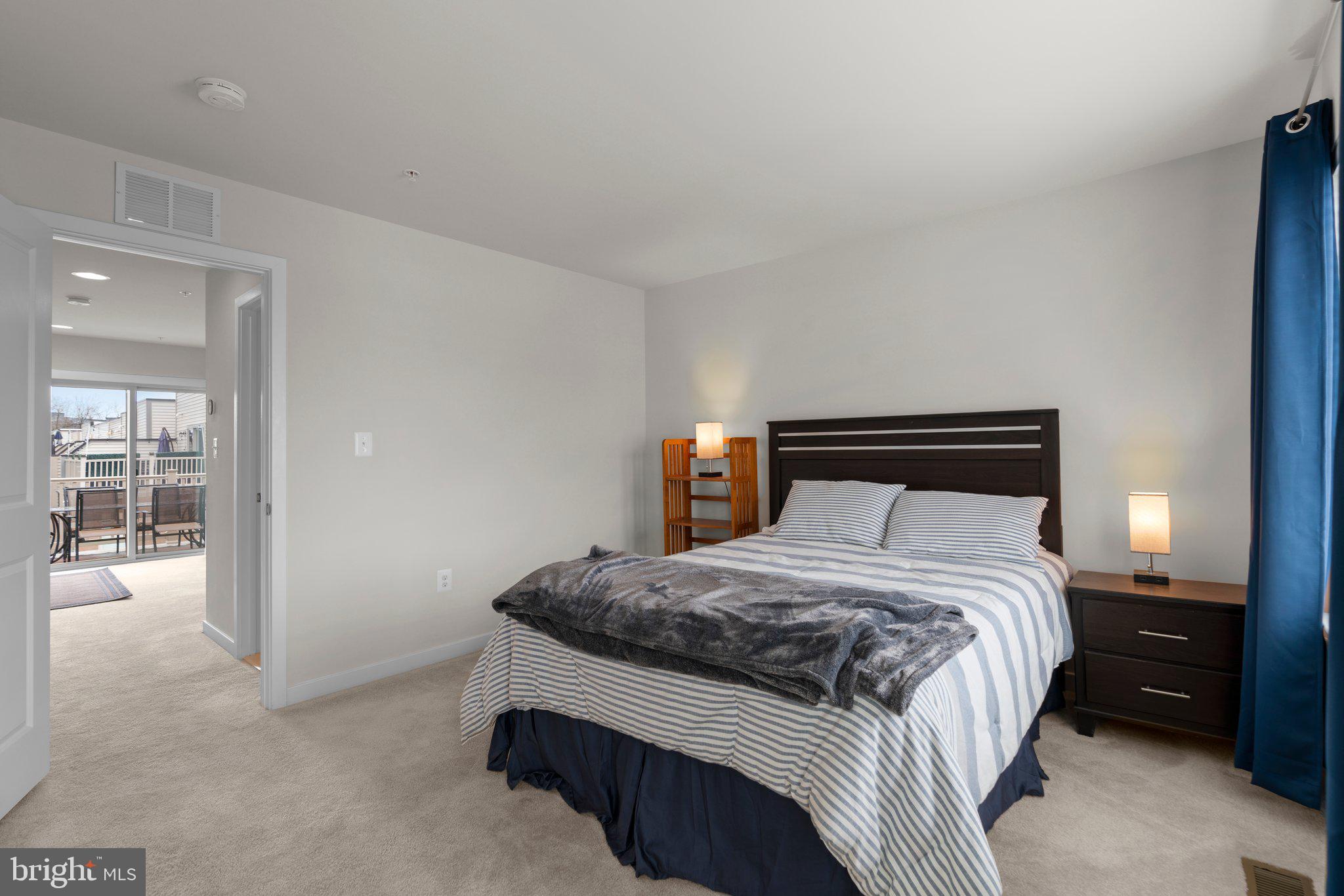 CHAPMAN ROW AT TWINBROOK METRO - Residential Lease