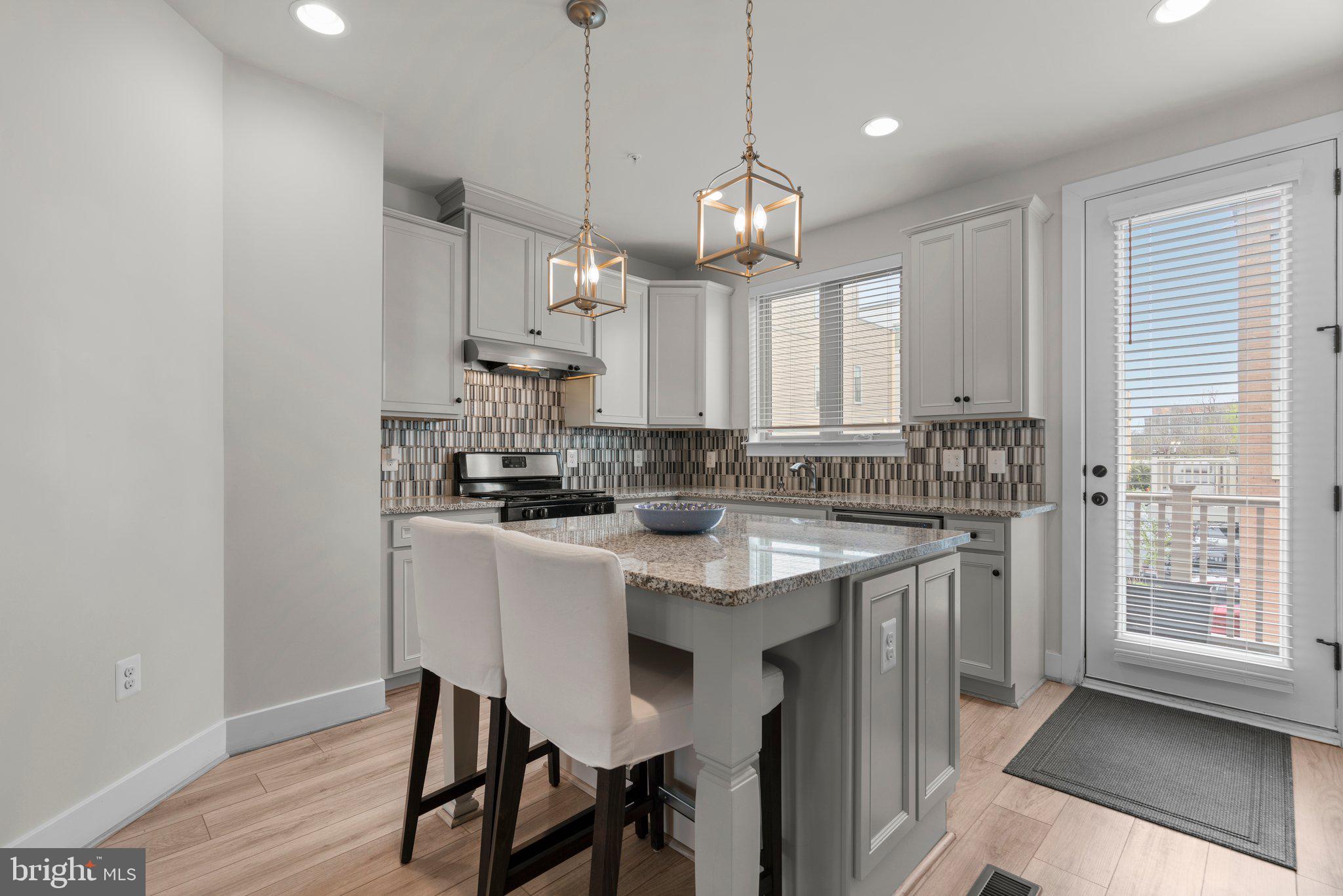 CHAPMAN ROW AT TWINBROOK METRO - Residential Lease