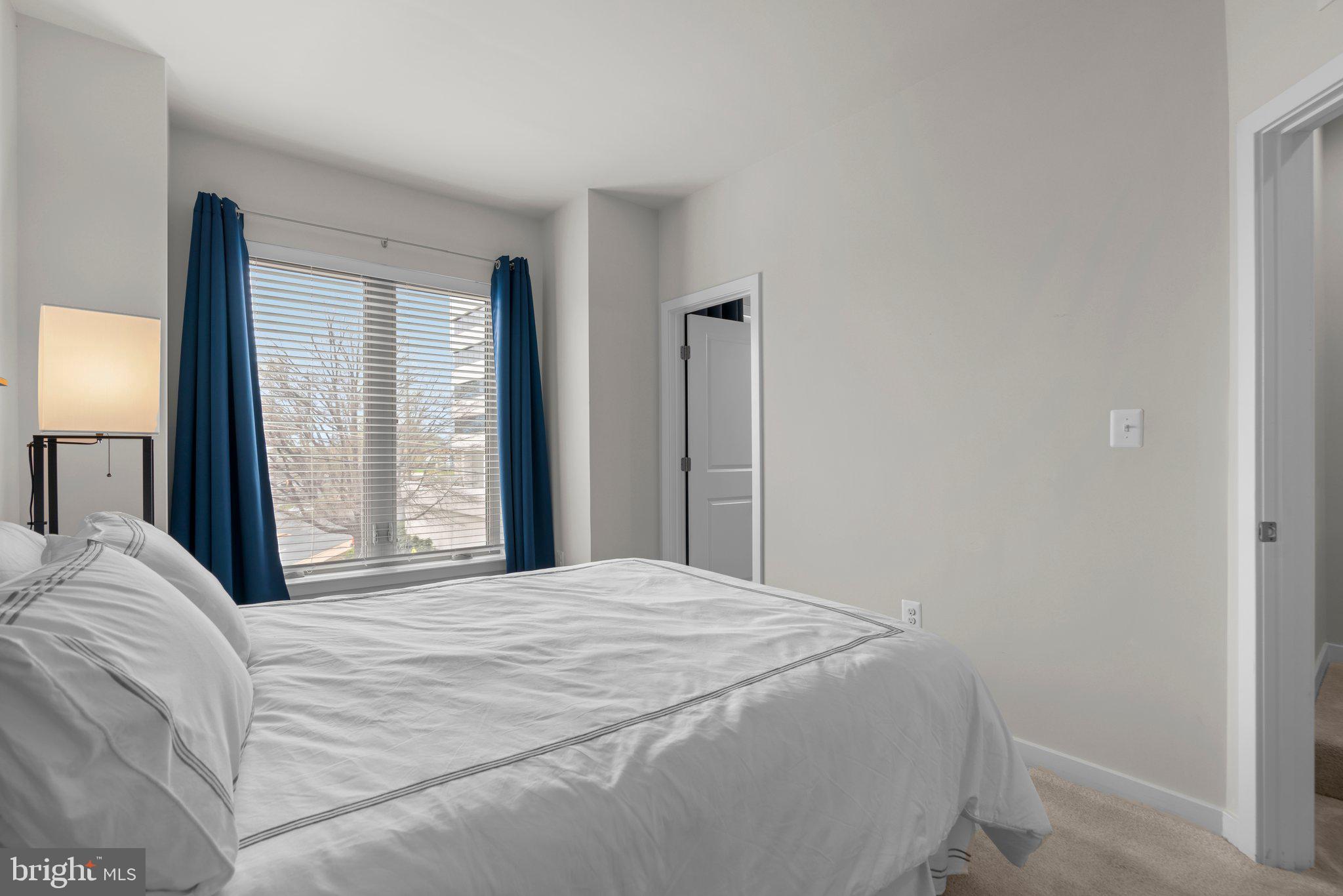 CHAPMAN ROW AT TWINBROOK METRO - Residential Lease