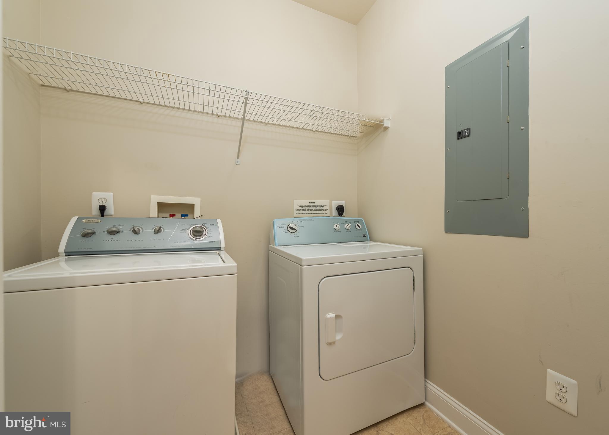 RIVER HILL - Residential Lease