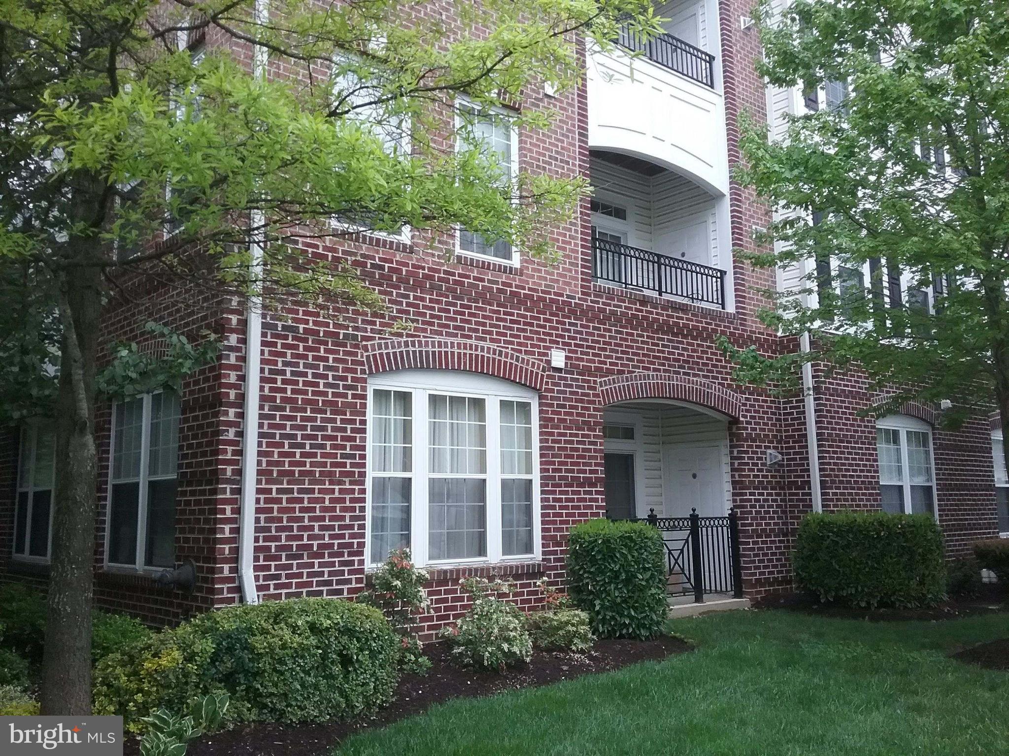 RIVER HILL - Residential Lease