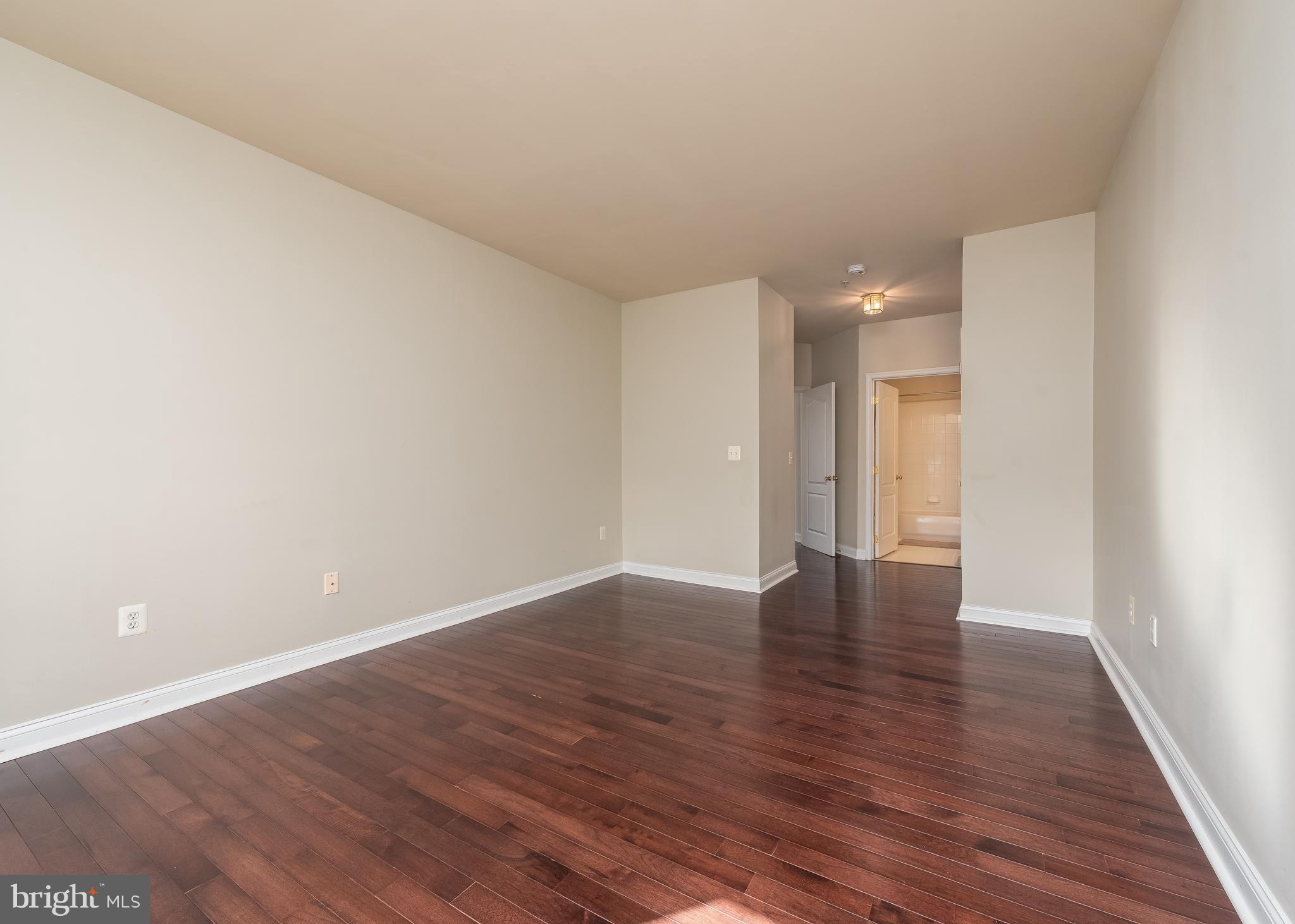 RIVER HILL - Residential Lease