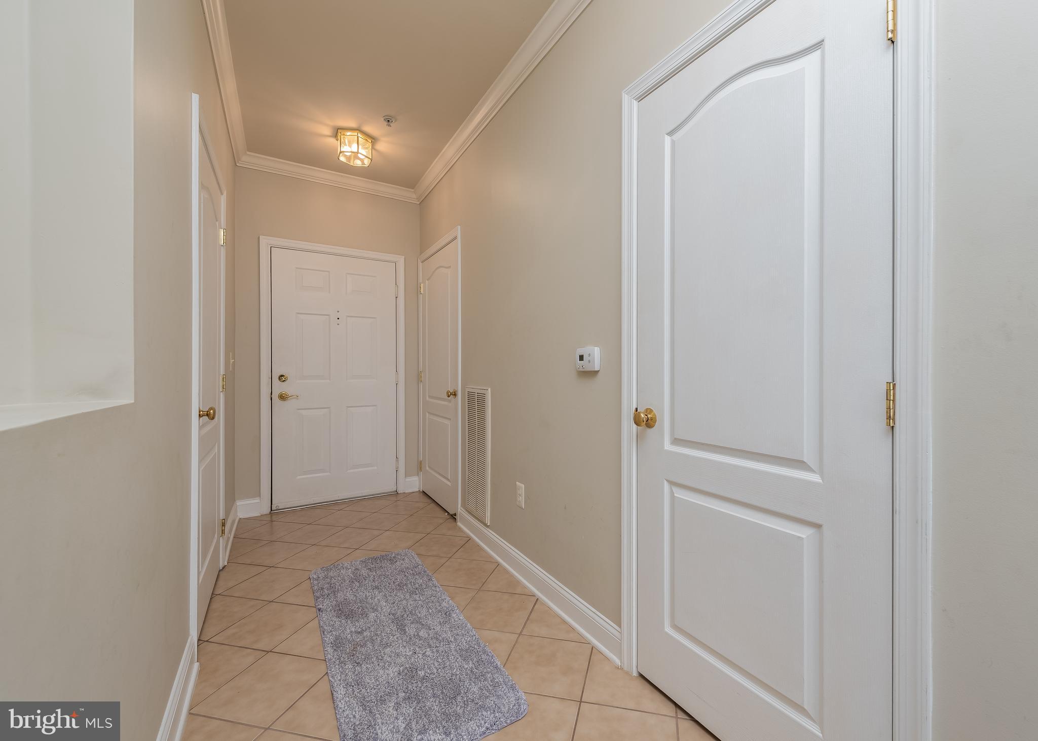 RIVER HILL - Residential Lease