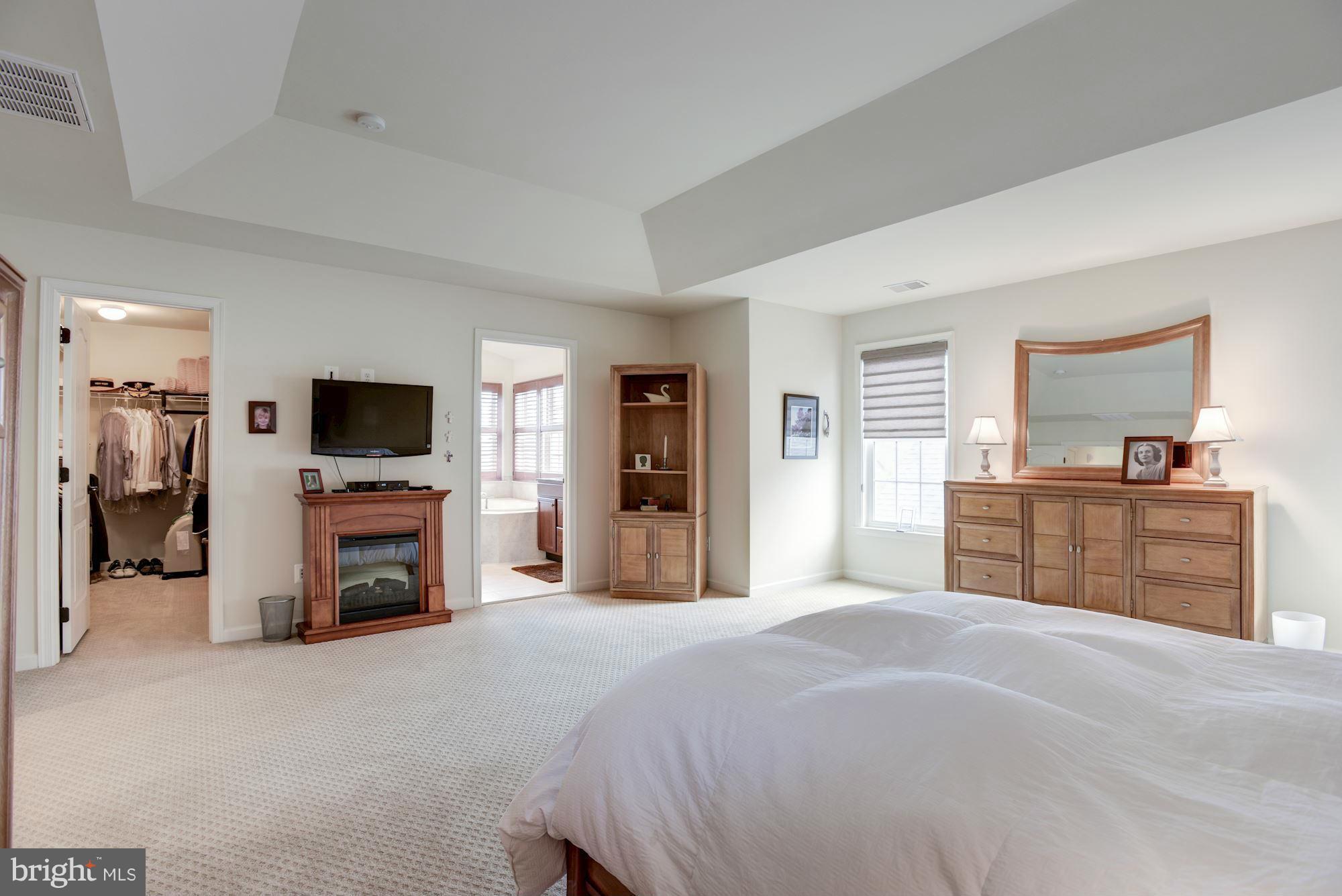 DOMINION VALLEY COUNTRY CLUB - Residential