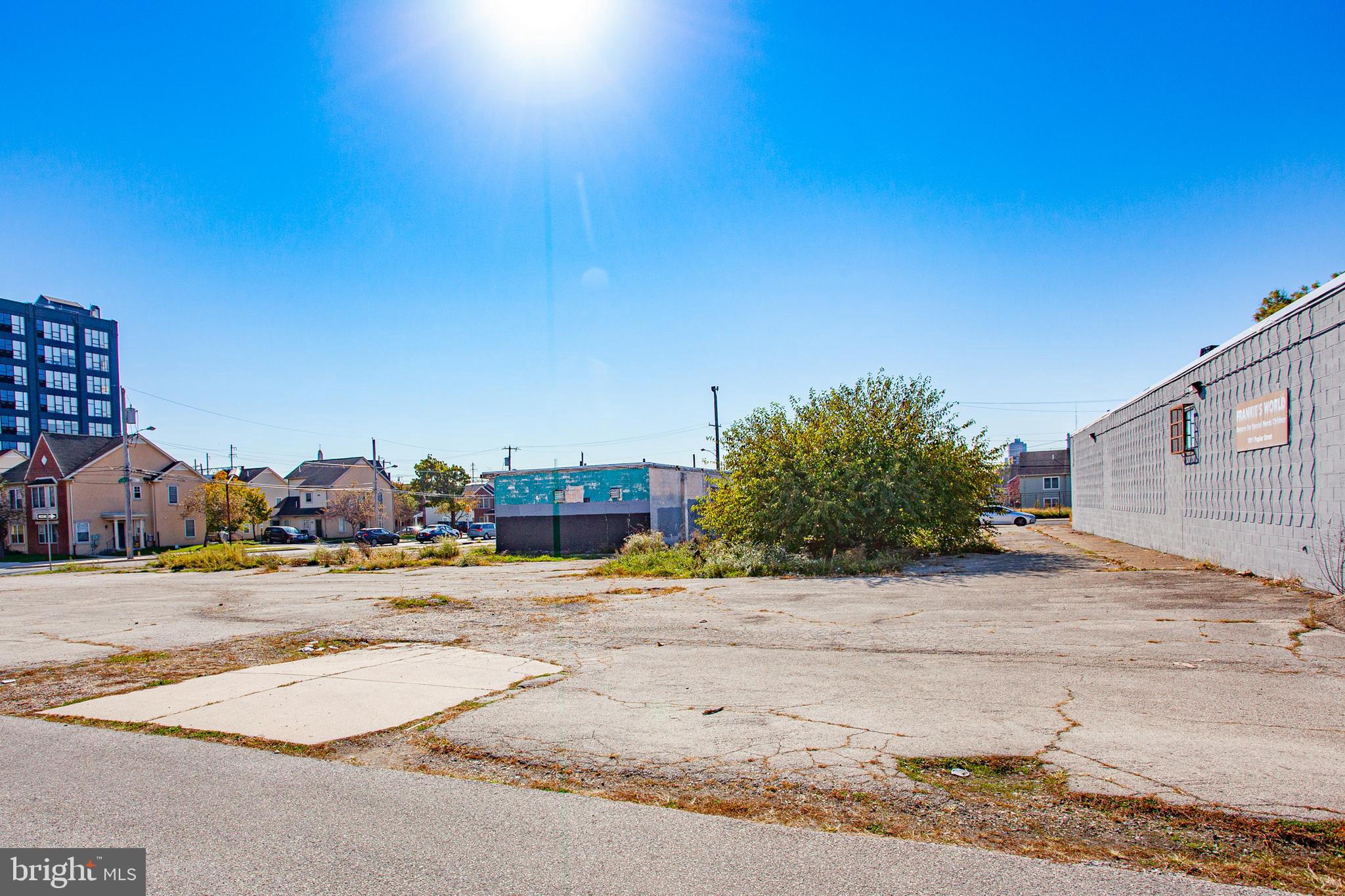 NORTHERN LIBERTIES - Commercial Sale