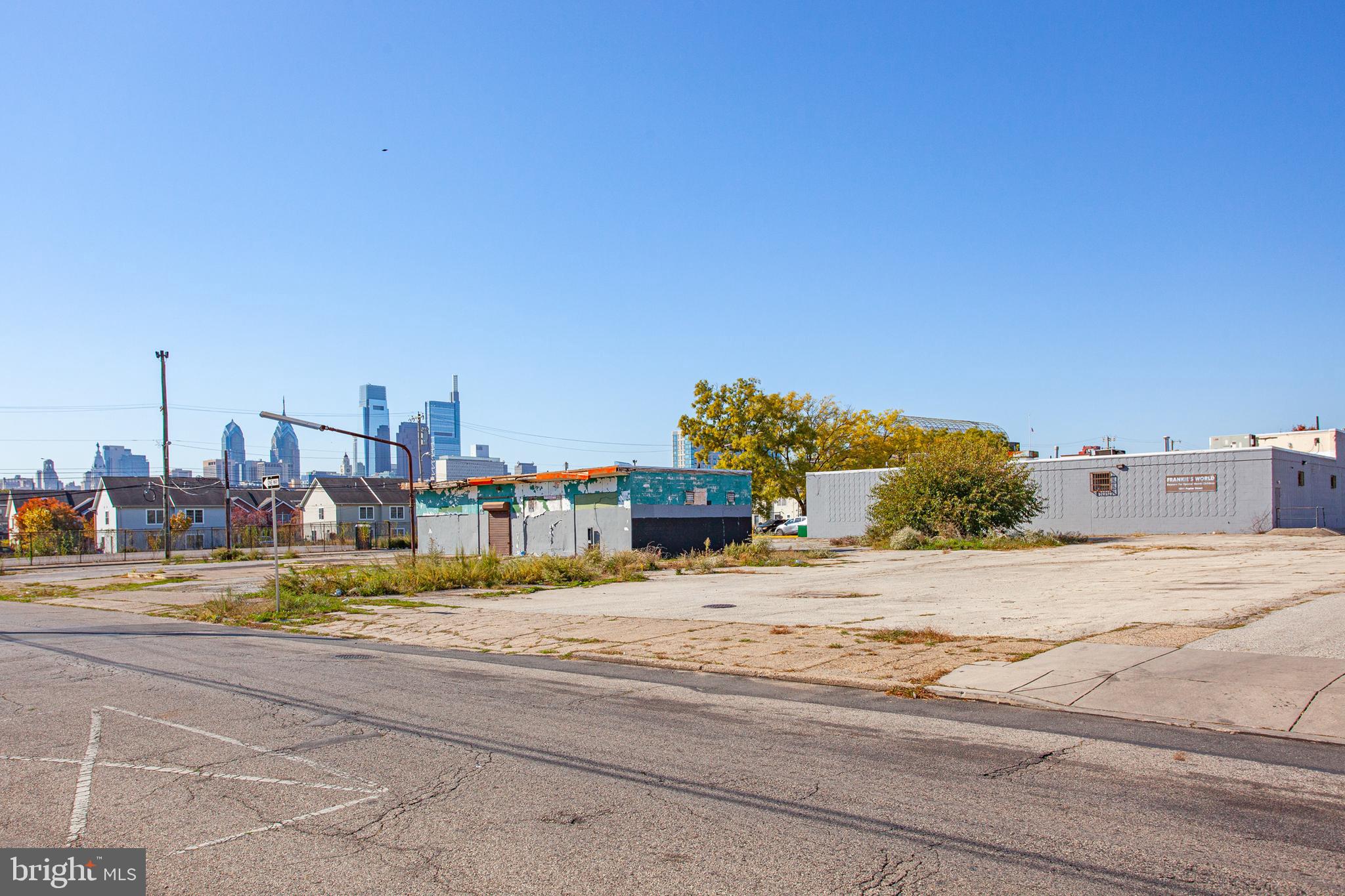 NORTHERN LIBERTIES - Commercial Sale